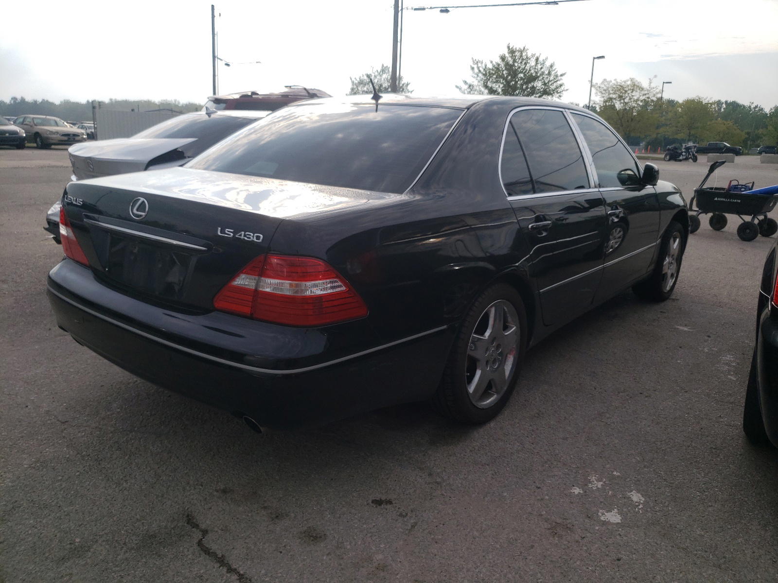 Photo 4 from auction – 2005 LEXUS LS 430 with VIN JTHBN36F955019324