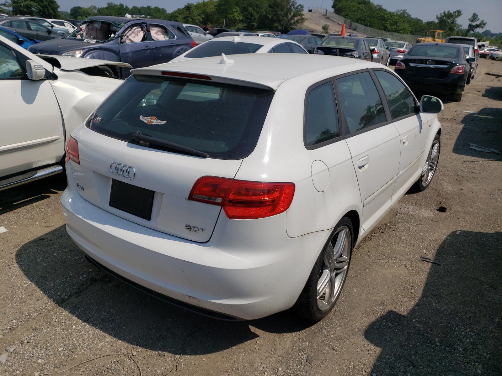 Photo 4 from auction – 2010 AUDI A3 PREMIUM with VIN WAUBEAFM9AA148750