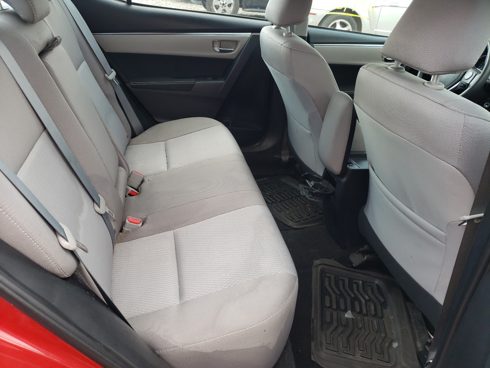 Photo 6 from auction – 2016 TOYOTA COROLLA L with VIN 2T1BURHE8GC670851
