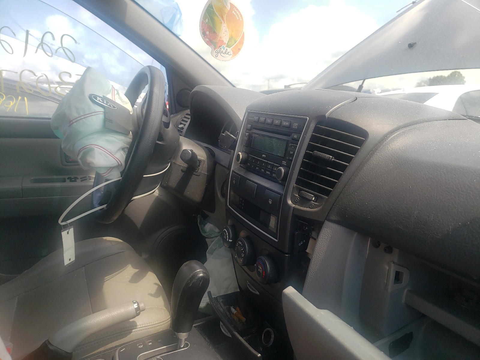 Photo 5 from auction – 2009 KIA SORENTO with VIN KNDJD735X95871030