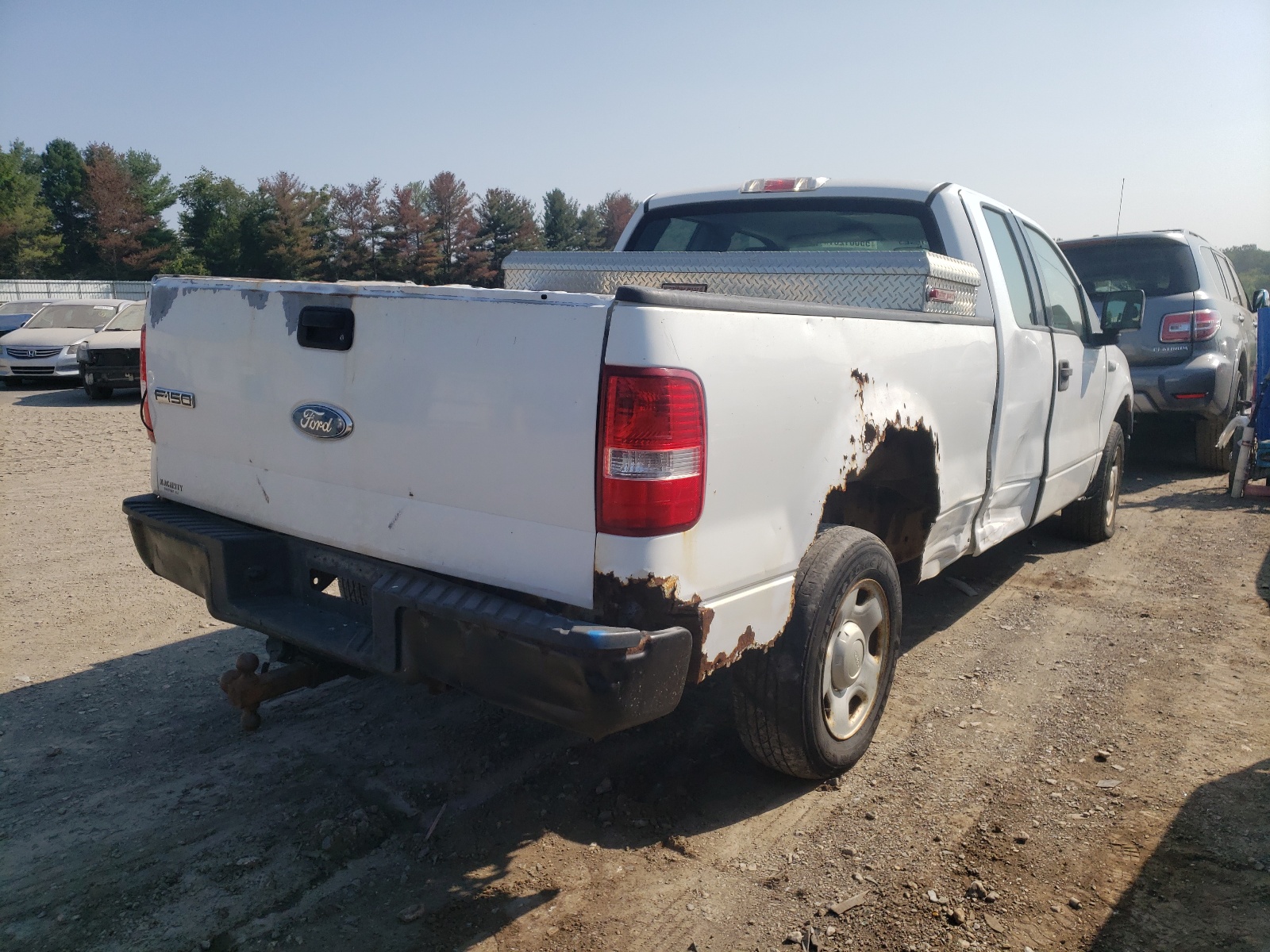 Photo 4 from auction – 2006 FORD F150 with VIN 1FTRX12W06KB90244
