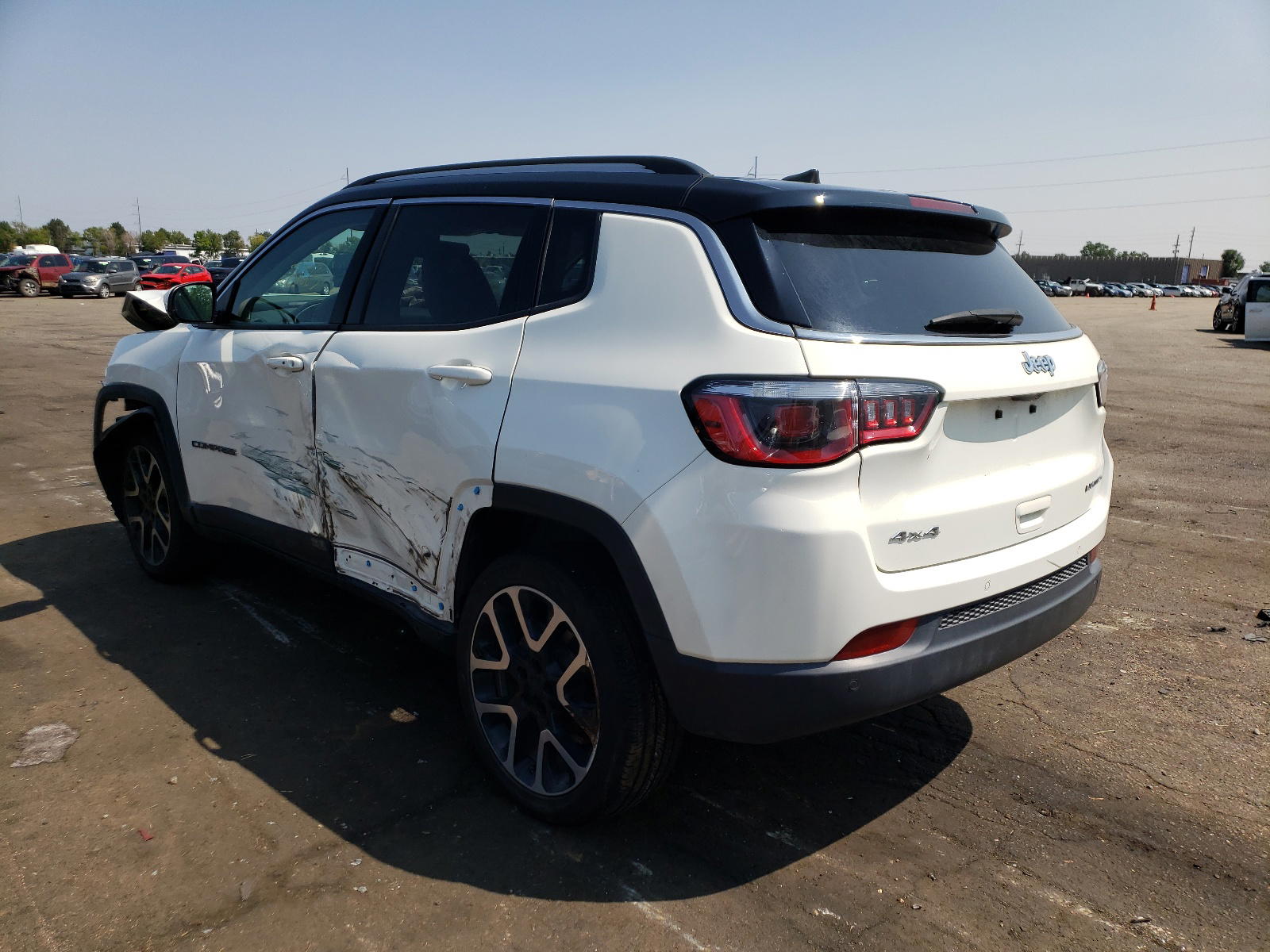 Photo 3 from auction – 2018 JEEP COMPASS LI with VIN 3C4NJDCB1JT169052