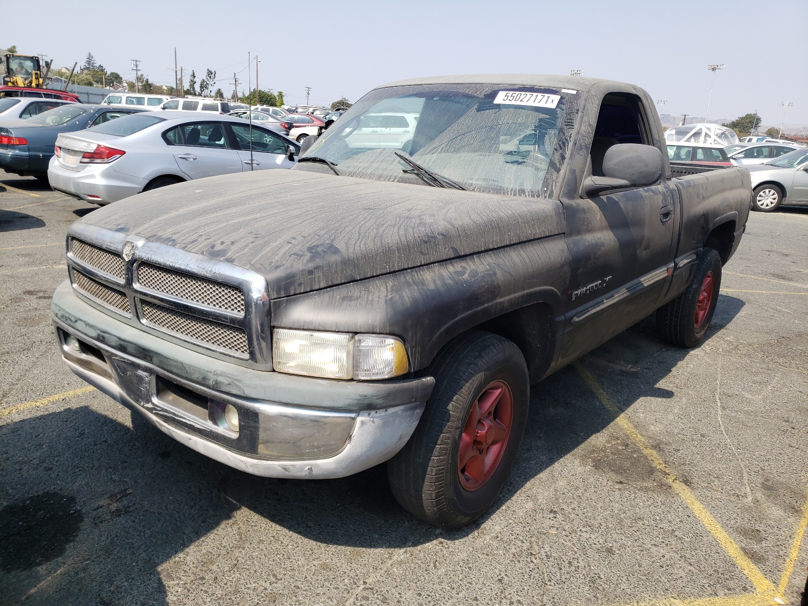 Photo 2 from auction – 1998 DODGE RAM 1500 with VIN 3B7HC16Y0WM203294
