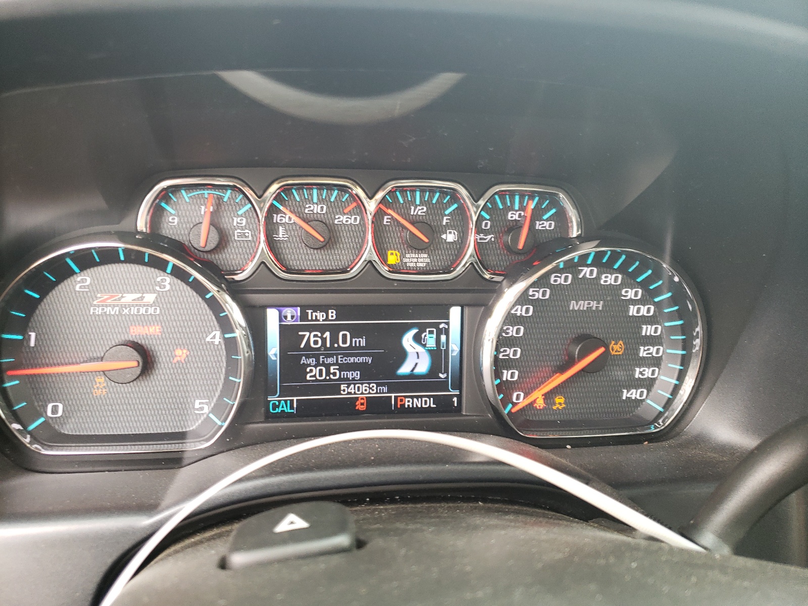 Photo 8 from auction – 2018 CHEVROLET SILVERADO with VIN 1GC4K0EY7JF152009