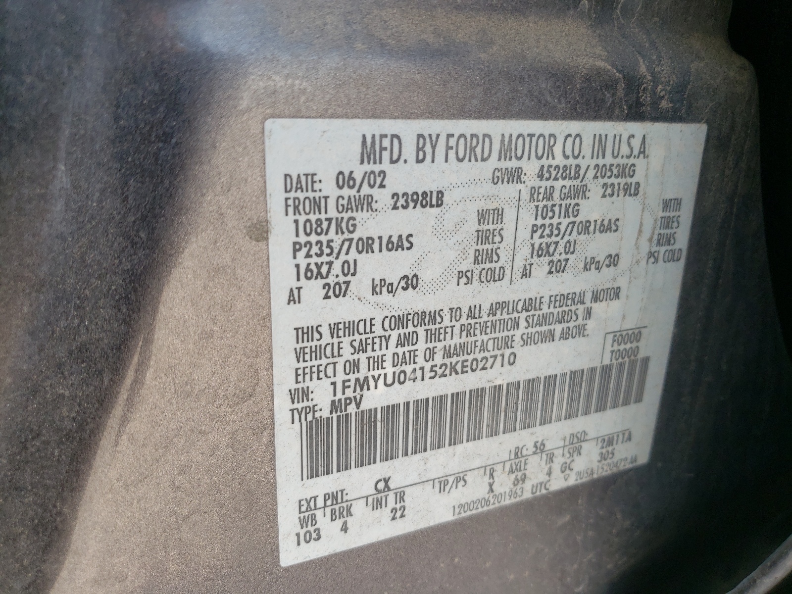 Photo 10 from auction – 2002 FORD ESCAPE XLT with VIN 1FMYU04152KE02710