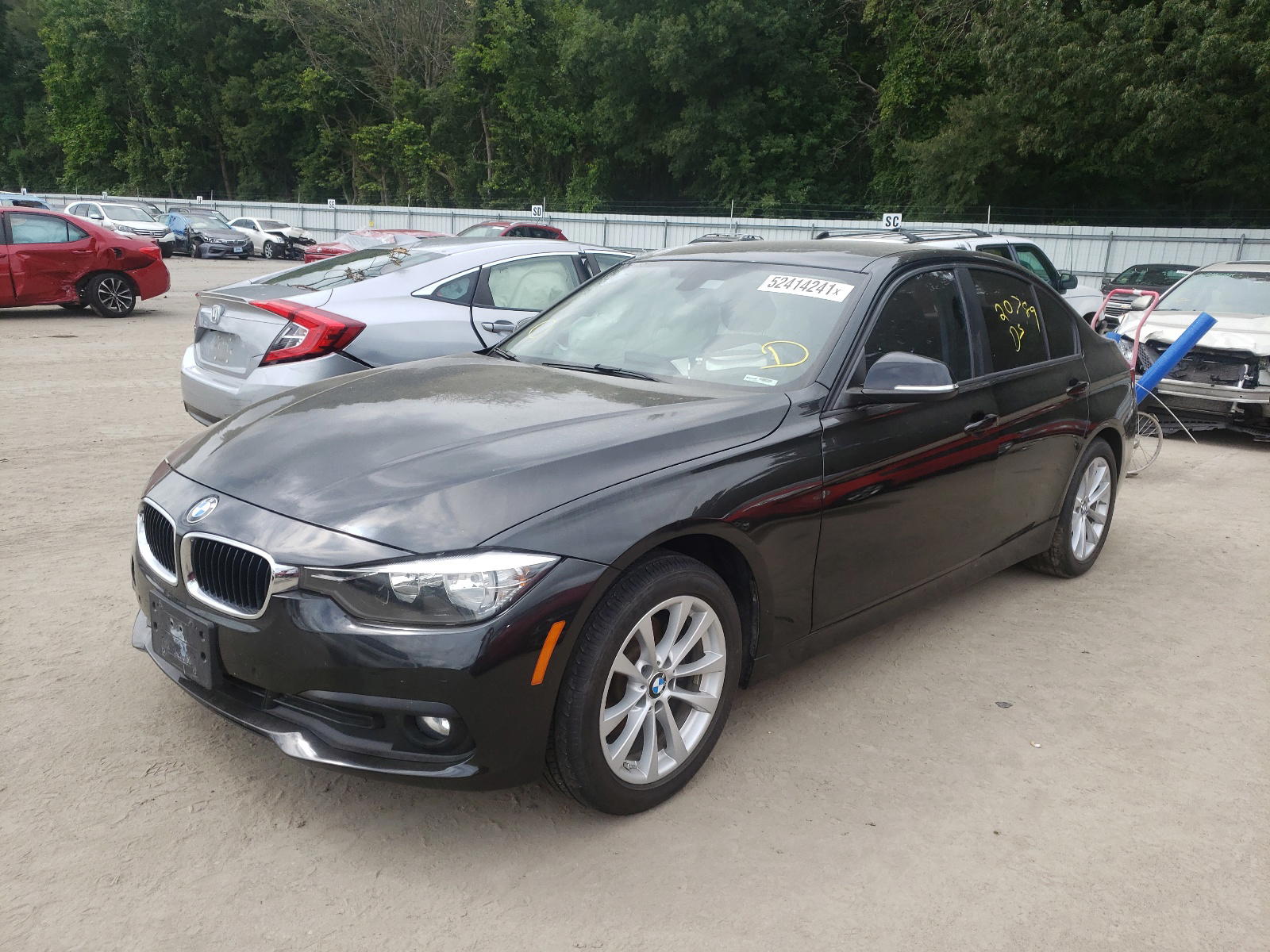 Photo 2 from auction – 2017 BMW 320 I with VIN WBA8A9C52HK619854