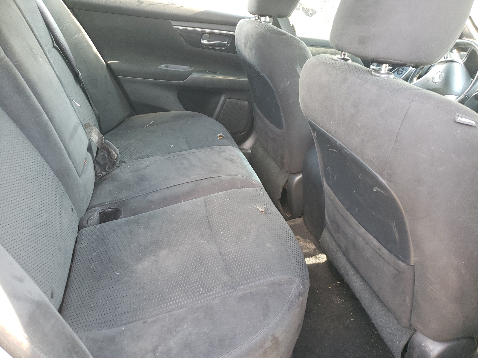 Photo 6 from auction – 2014 NISSAN ALTIMA 2.5 with VIN 1N4AL3AP0EC327874