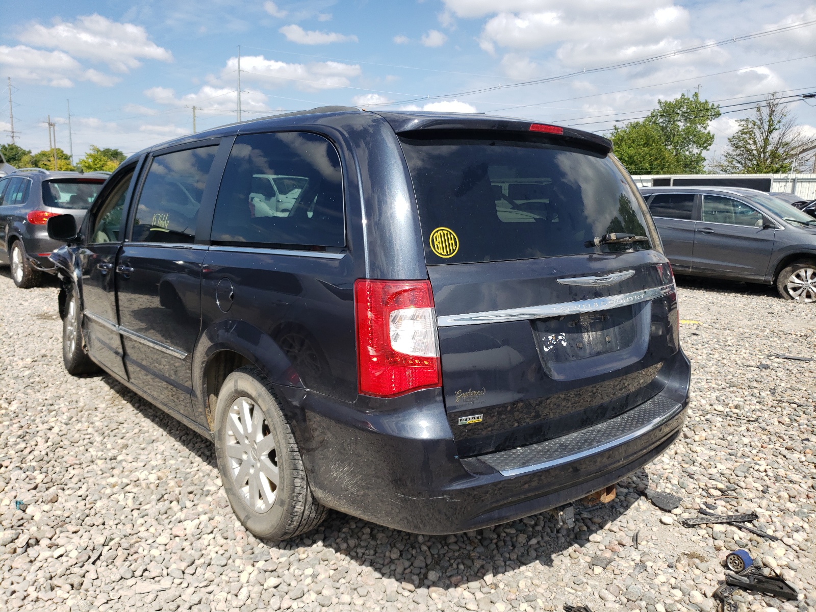 Photo 3 from auction – 2013 CHRYSLER TOWN & COU with VIN 2C4RC1BG0DR675728