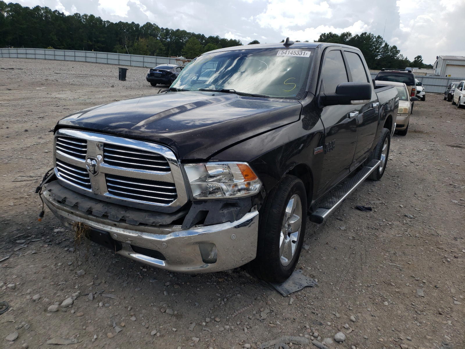 Photo 2 from auction – 2016 RAM 1500 SLT with VIN 3C6RR6LT7GG288179