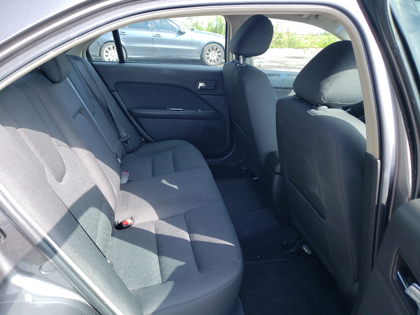 Photo 6 from auction – 2011 FORD FUSION SEL with VIN 3FAHP0JA3BR145970