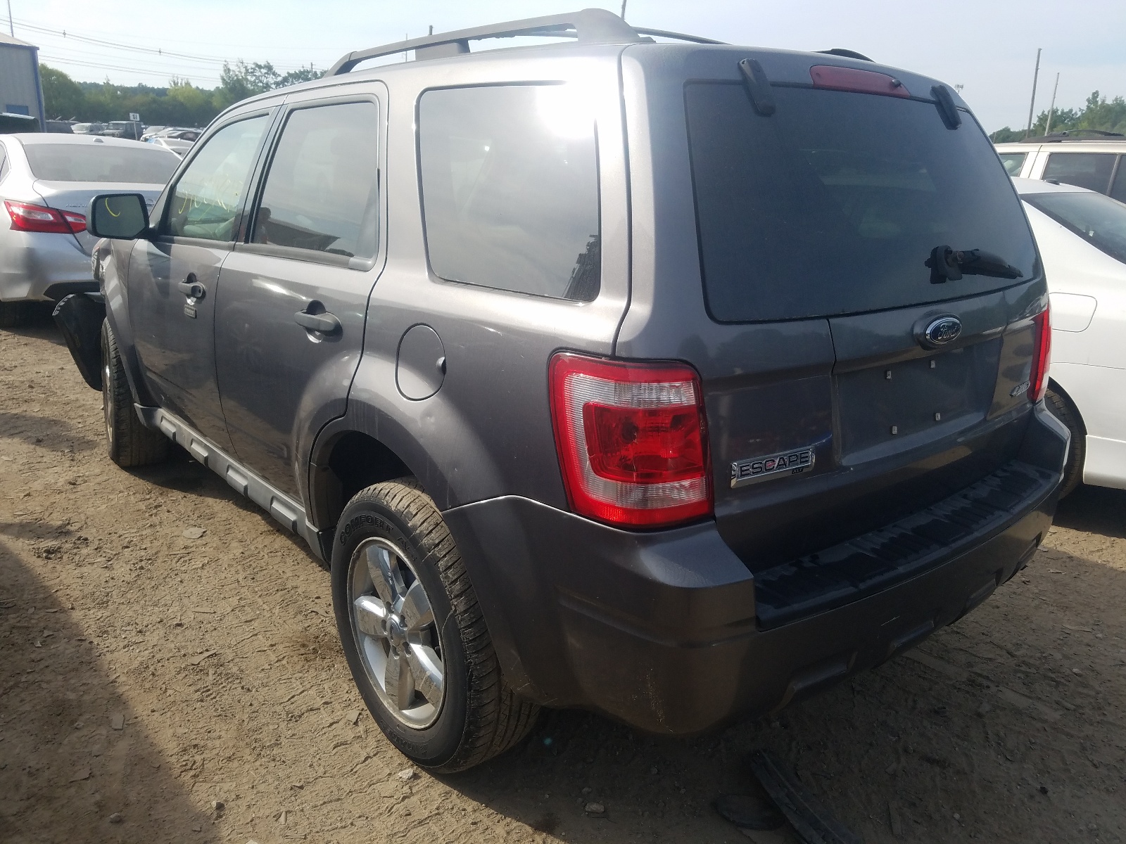 Photo 3 from auction – 2009 FORD ESCAPE XLT with VIN 1FMCU93G49KB94592