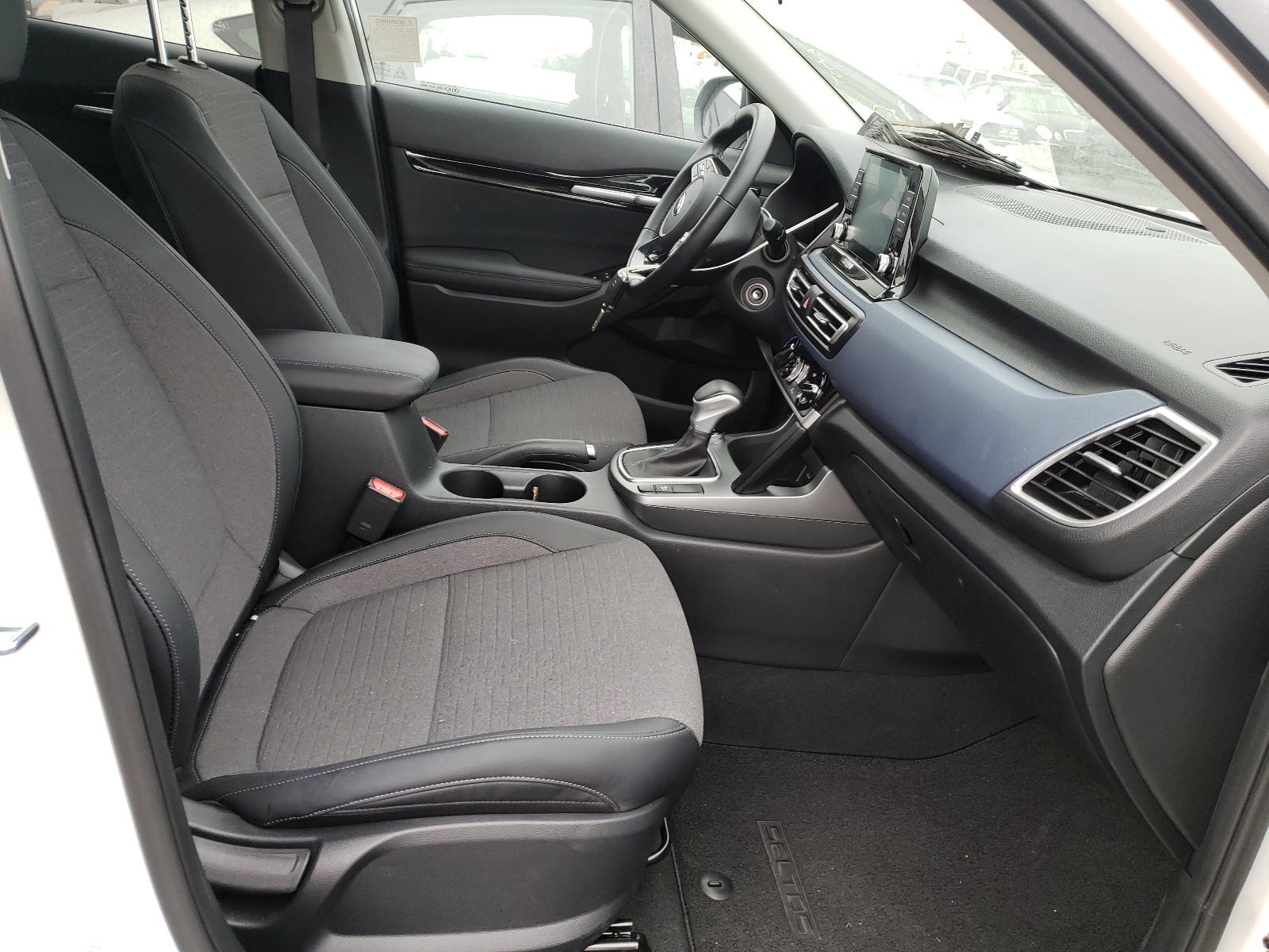 Photo 5 from auction – 2021 KIA SELTOS S with VIN KNDEU2AA0M7195155