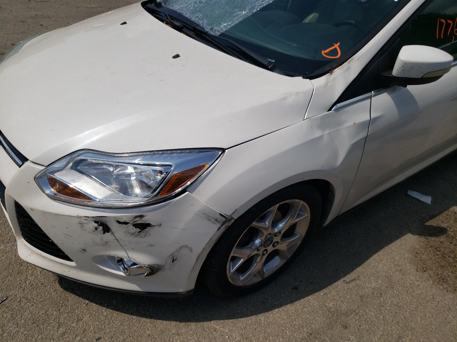 Zdjęcie 9 z aukcji – 2012 FORD FOCUS SEL z VIN 1FAHP3H22CL278011