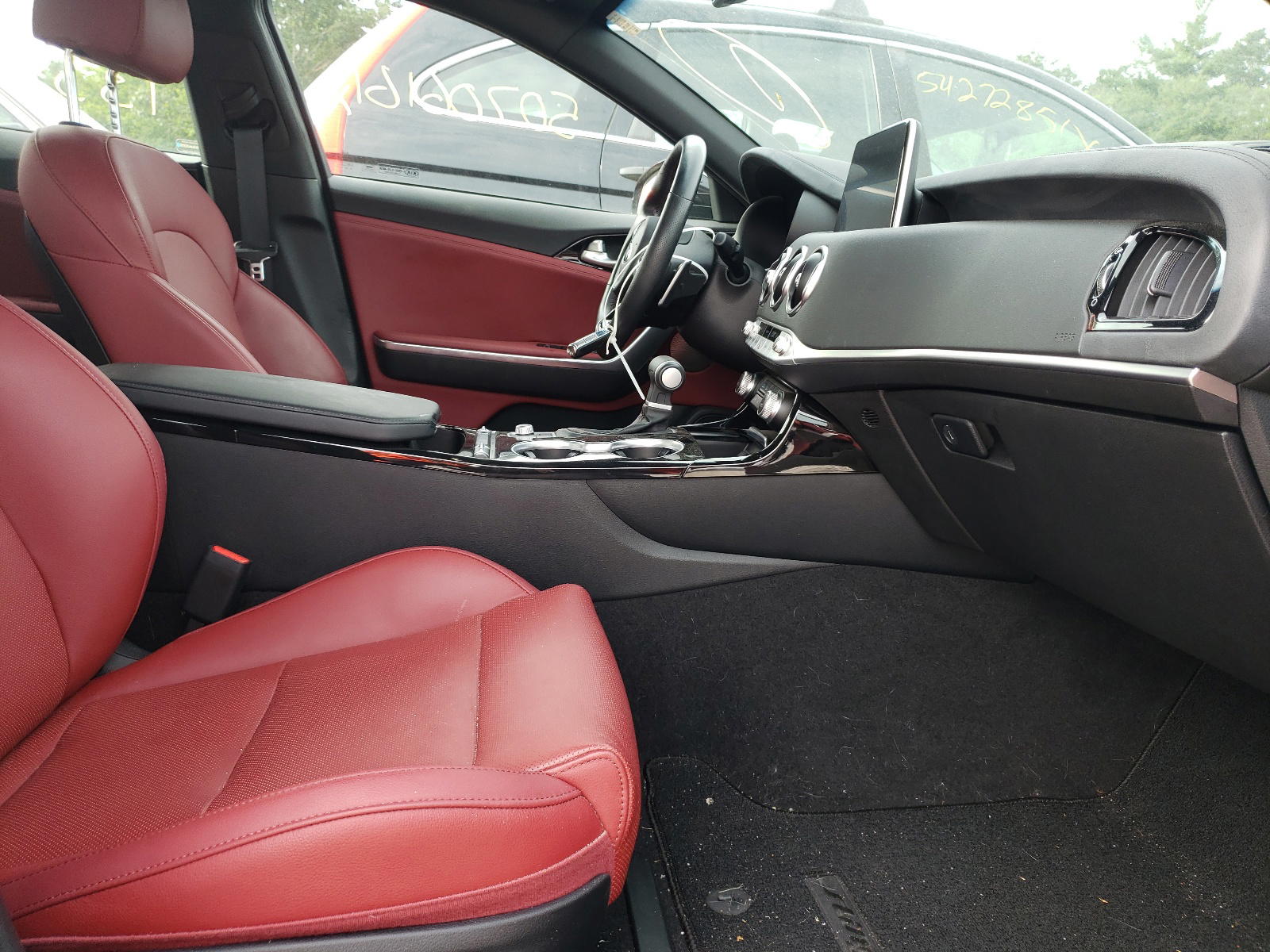 Photo 5 from auction – 2020 KIA STINGER with VIN KNAE15LA2L6078251