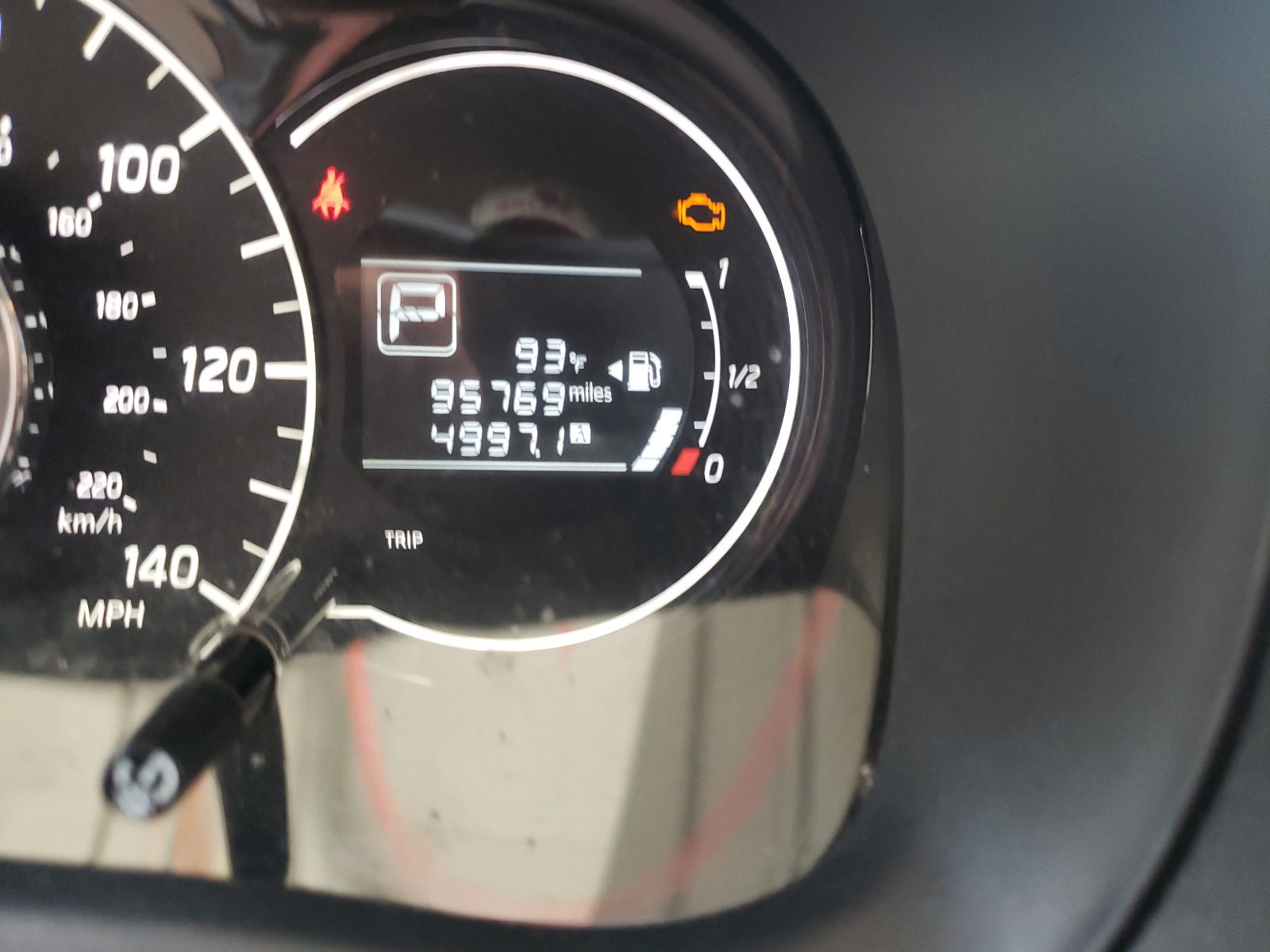 Photo 8 from auction – 2015 NISSAN VERSA NOTE with VIN 3N1CE2CP1FL423039