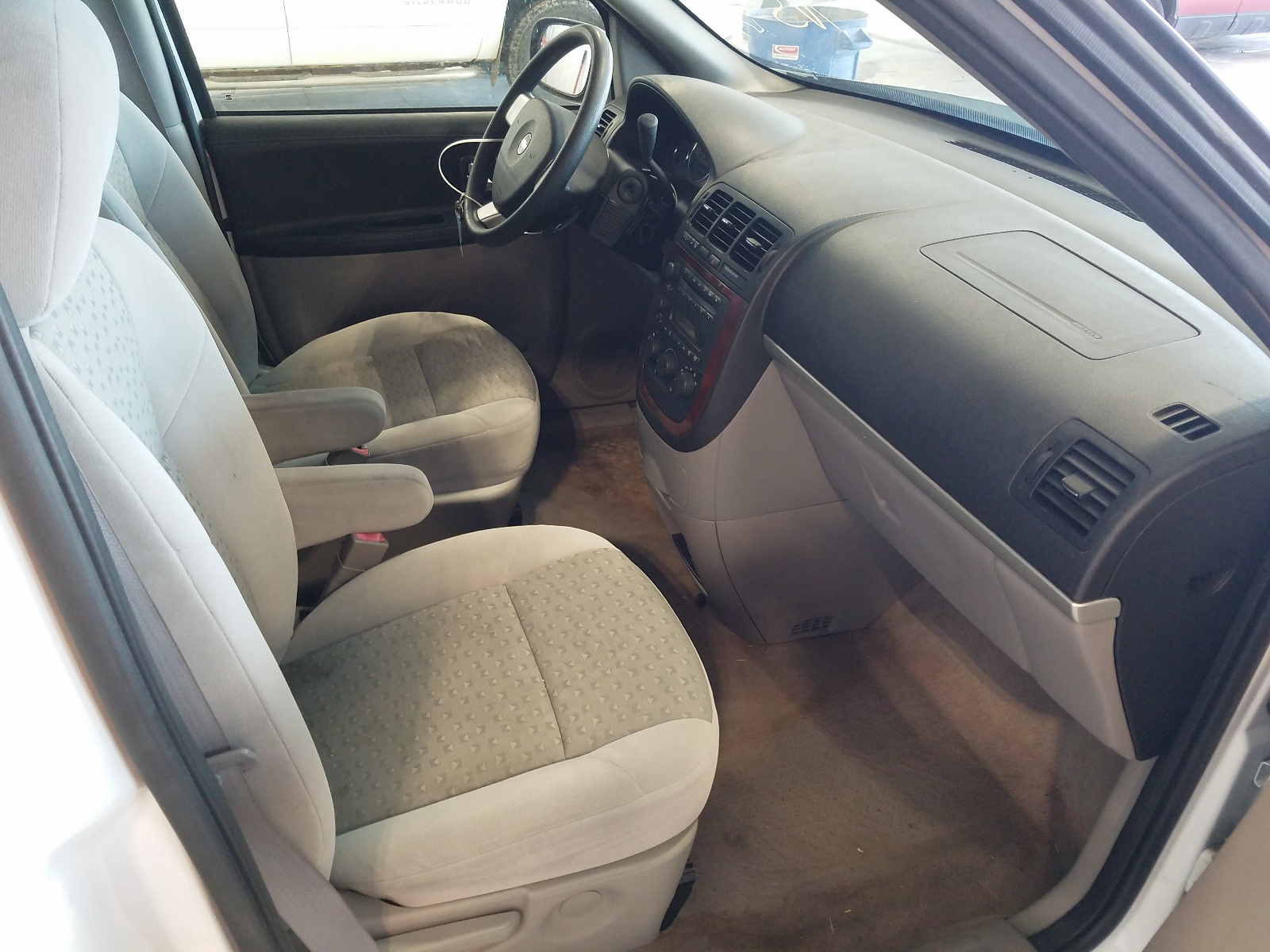 Photo 5 from auction – 2006 CHEVROLET UPLANDER L with VIN 1GNDU23L96D219104