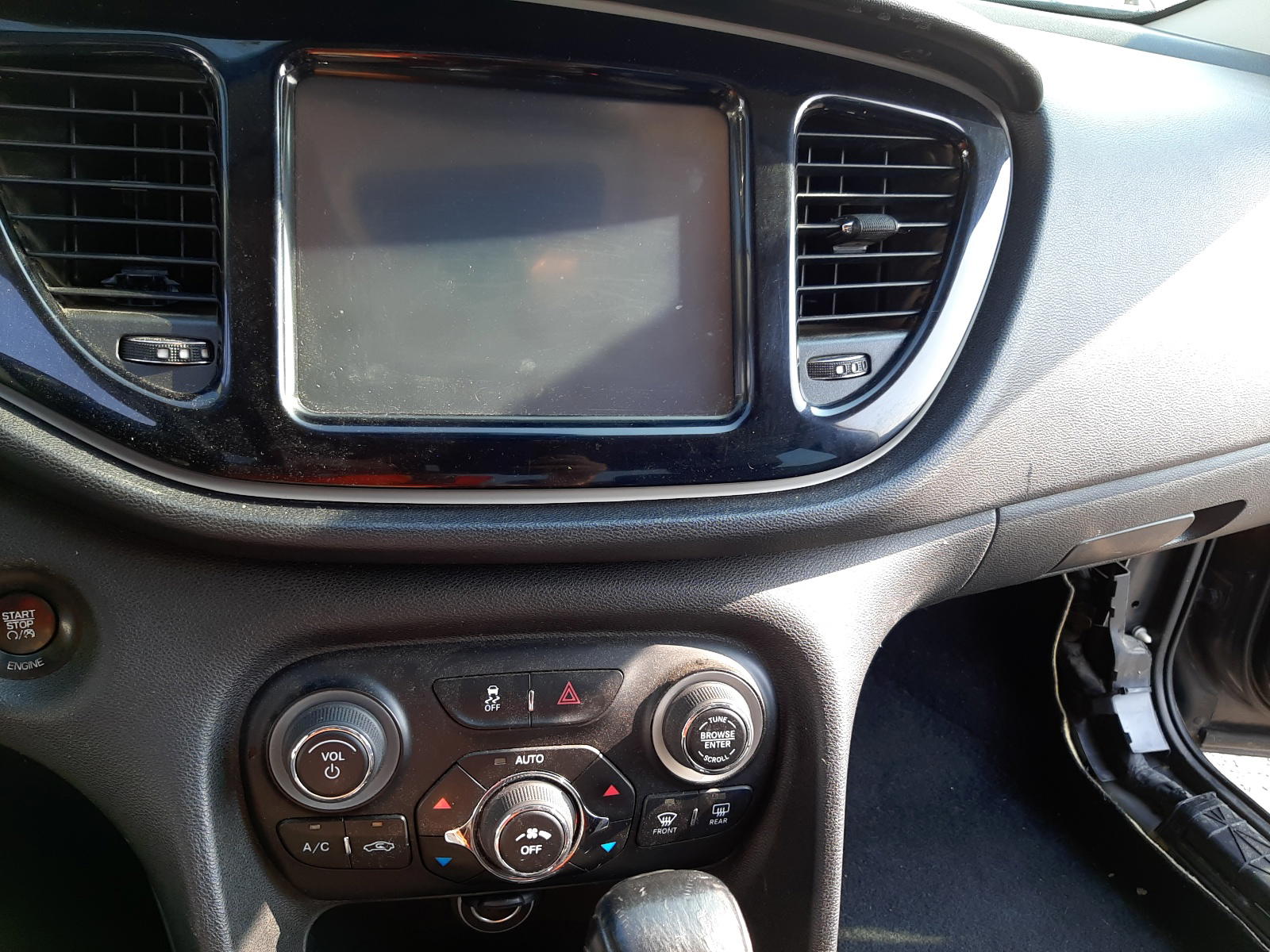 Photo 9 from auction – 2014 DODGE DART LIMIT with VIN 1C3CDFCB4ED670253