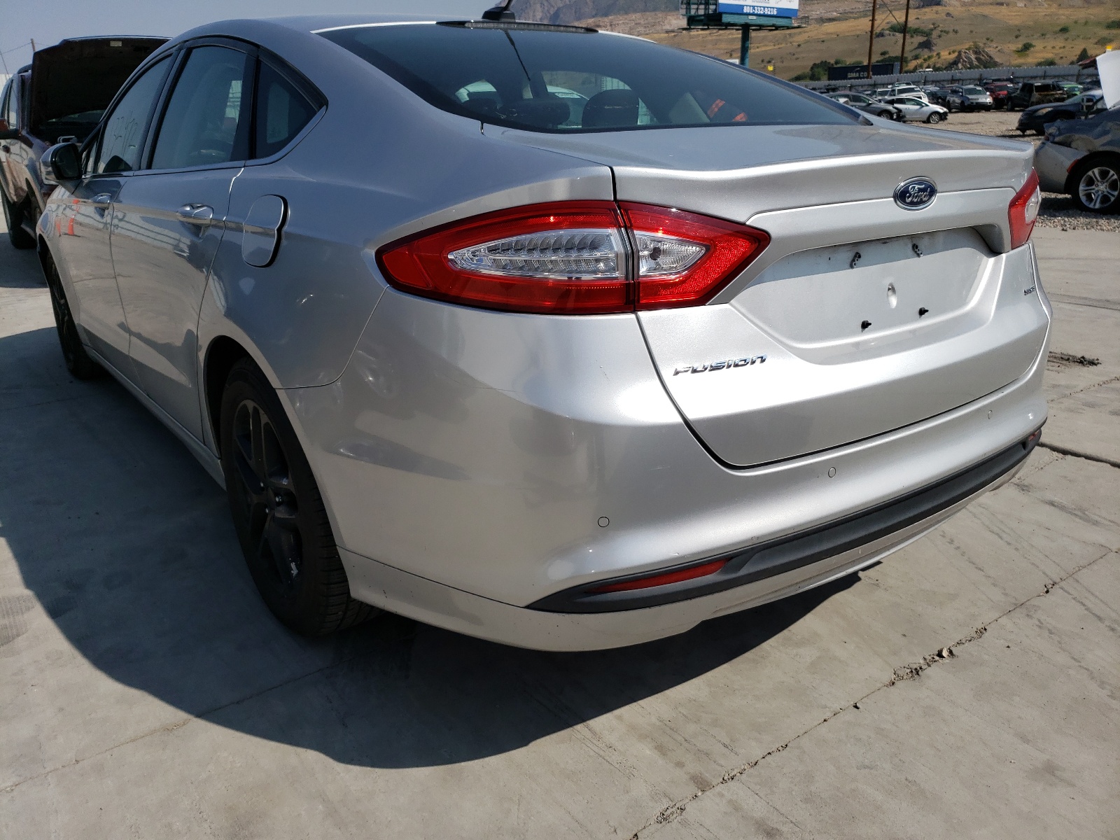 Photo 3 from auction – 2014 FORD FUSION SE with VIN 3FA6P0H75ER143692