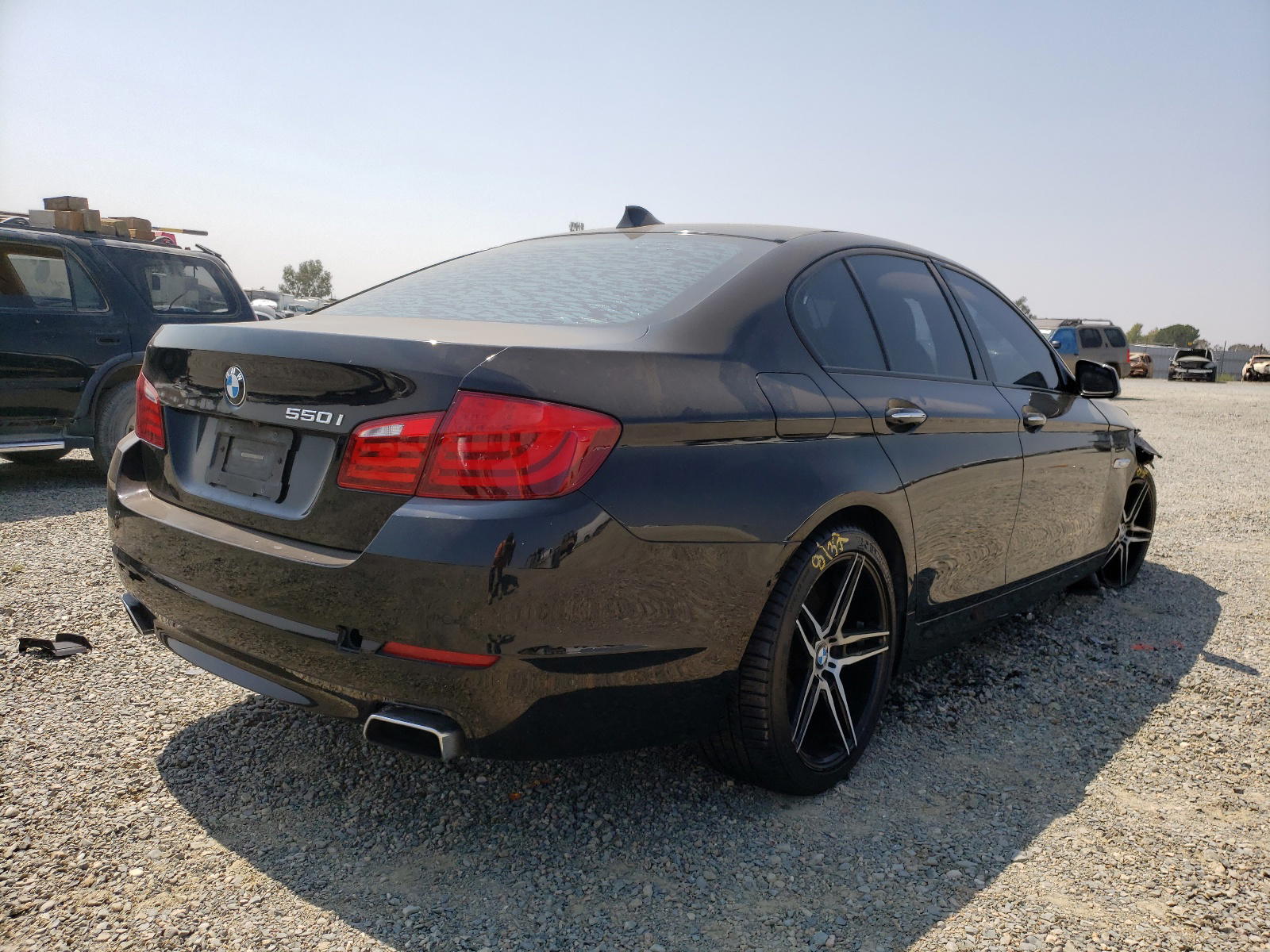 Photo 4 from auction – 2011 BMW 550 I with VIN WBAFR9C58BC618161