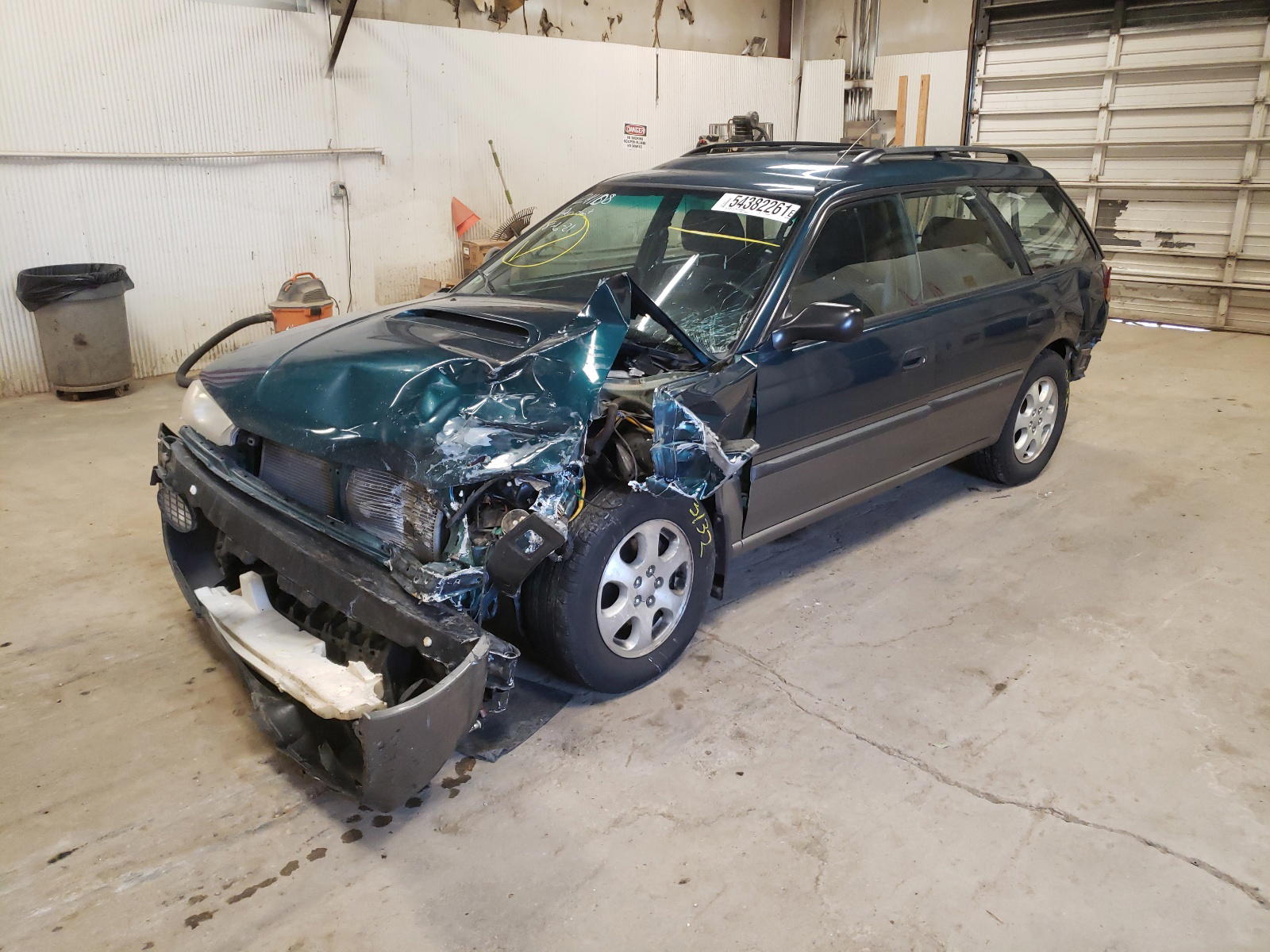 Photo 2 from auction – 1999 SUBARU LEGACY with VIN 4S3BG6852X7630482