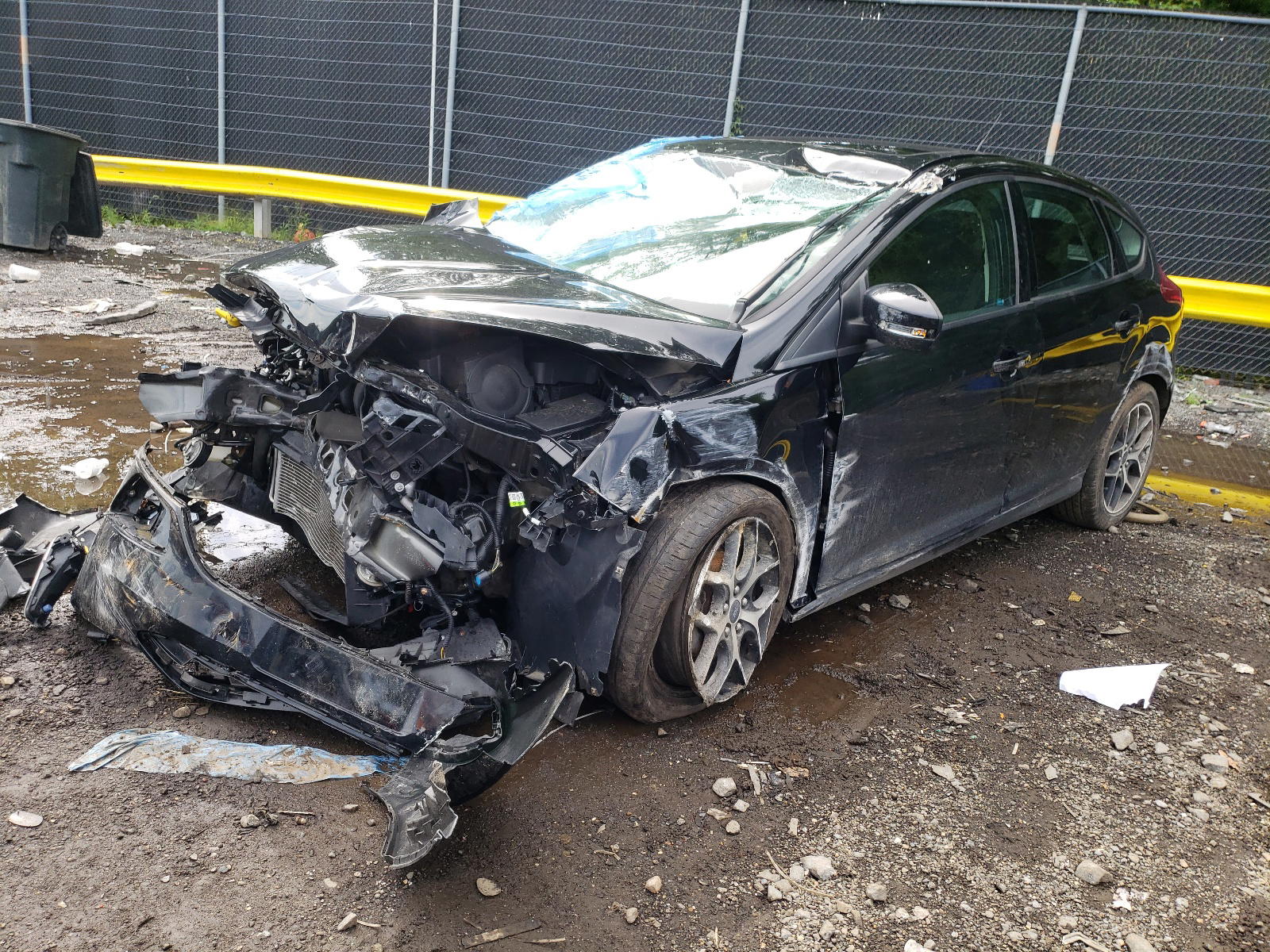 Photo 2 from auction – 2017 FORD FOCUS SEL with VIN 1FADP3M24HL201006