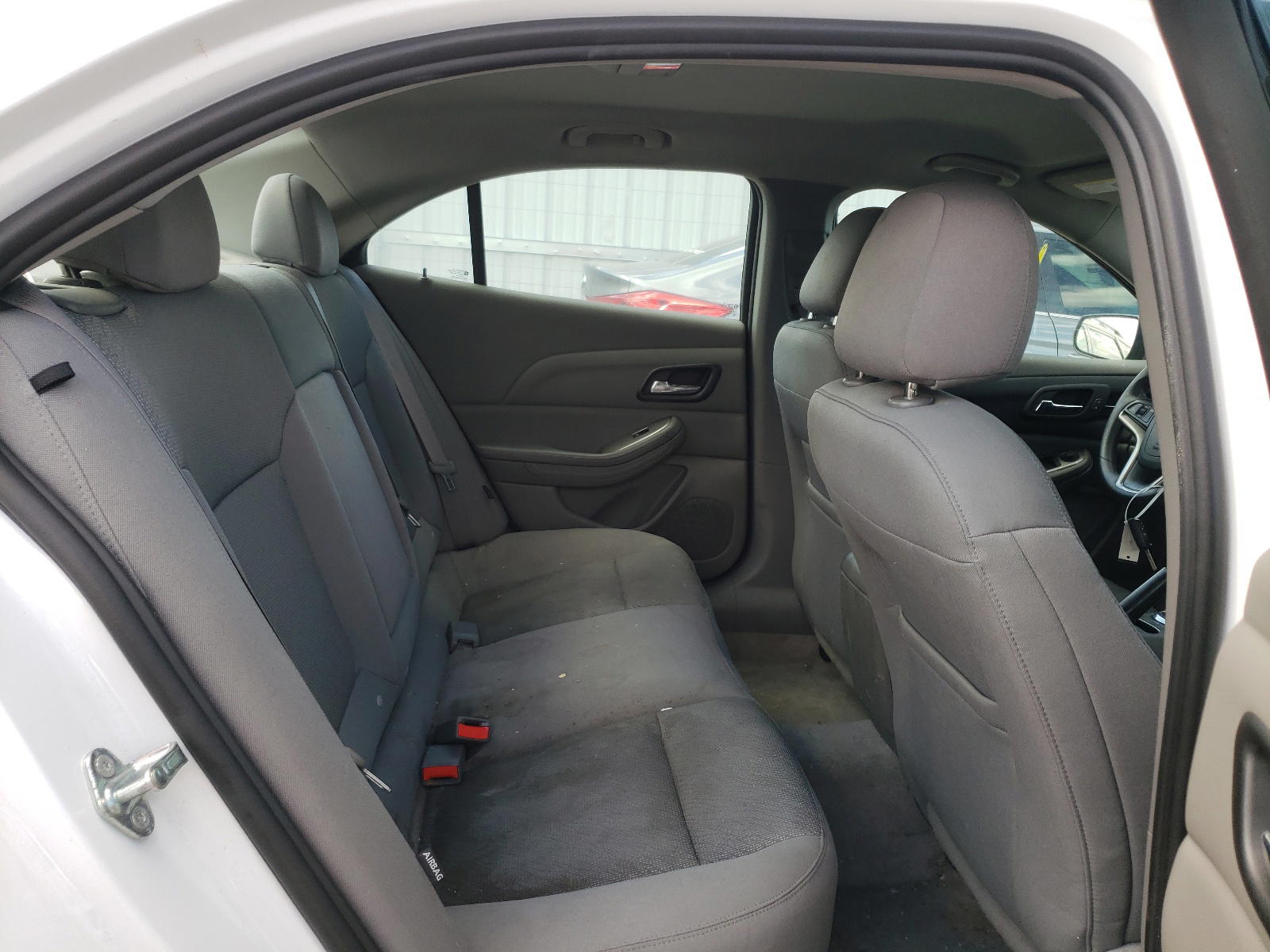 Photo 6 from auction – 2016 CHEVROLET MALIBU LIM with VIN 1G11A5SA2GU128966