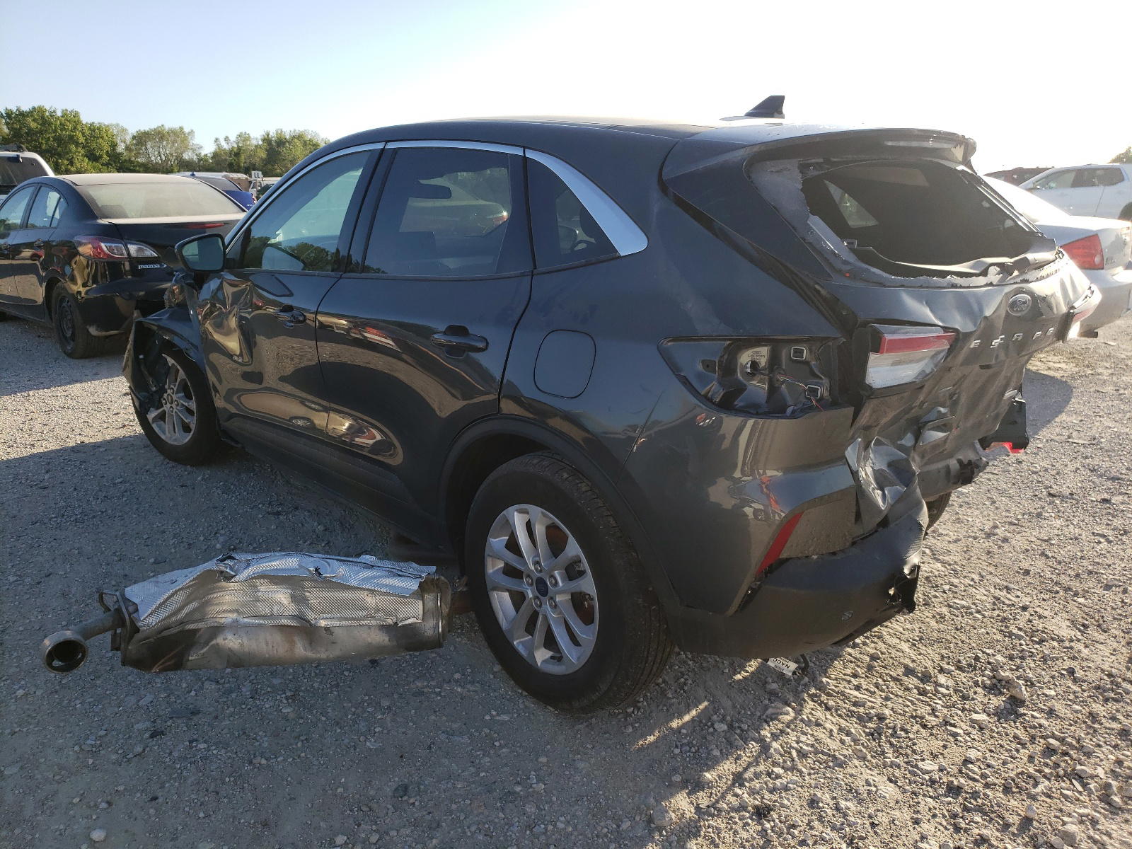 Photo 3 from auction – 2020 FORD ESCAPE SE with VIN 1FMCU0G60LUA13917