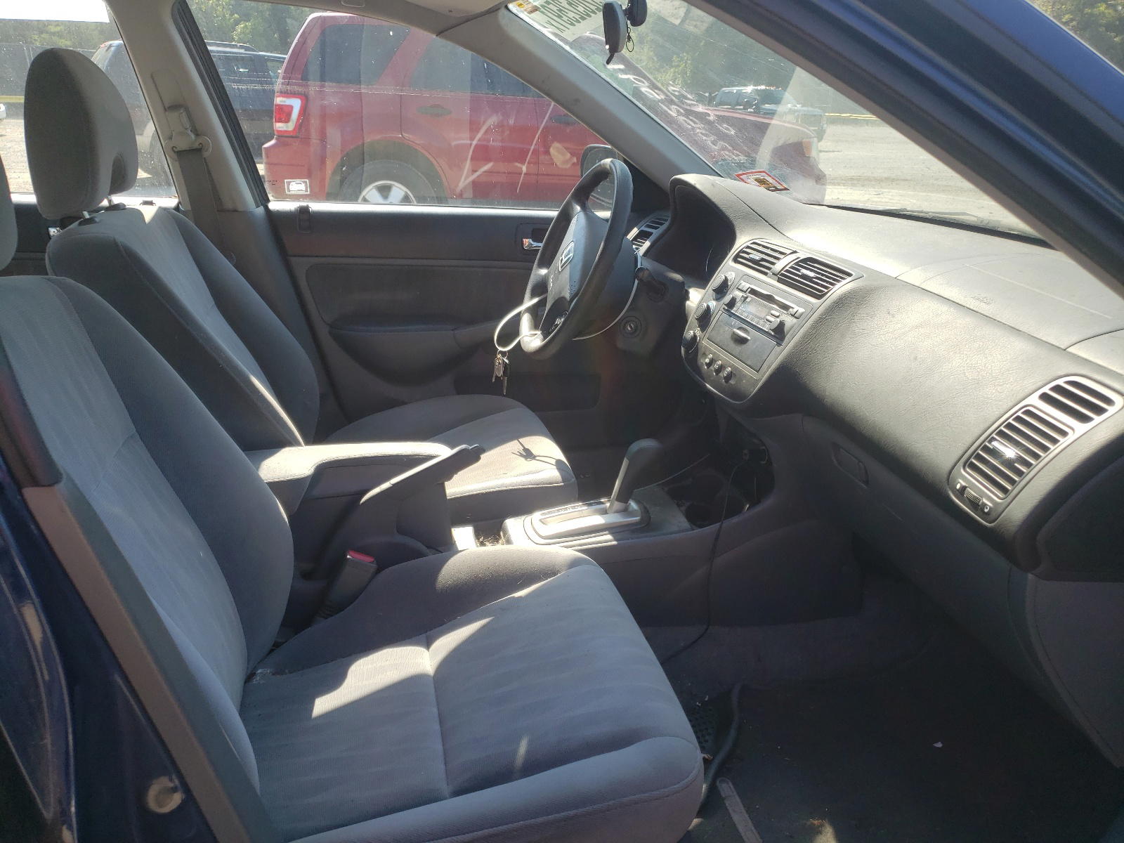 Photo 5 from auction – 2004 HONDA CIVIC with VIN 2HGES16594H636766