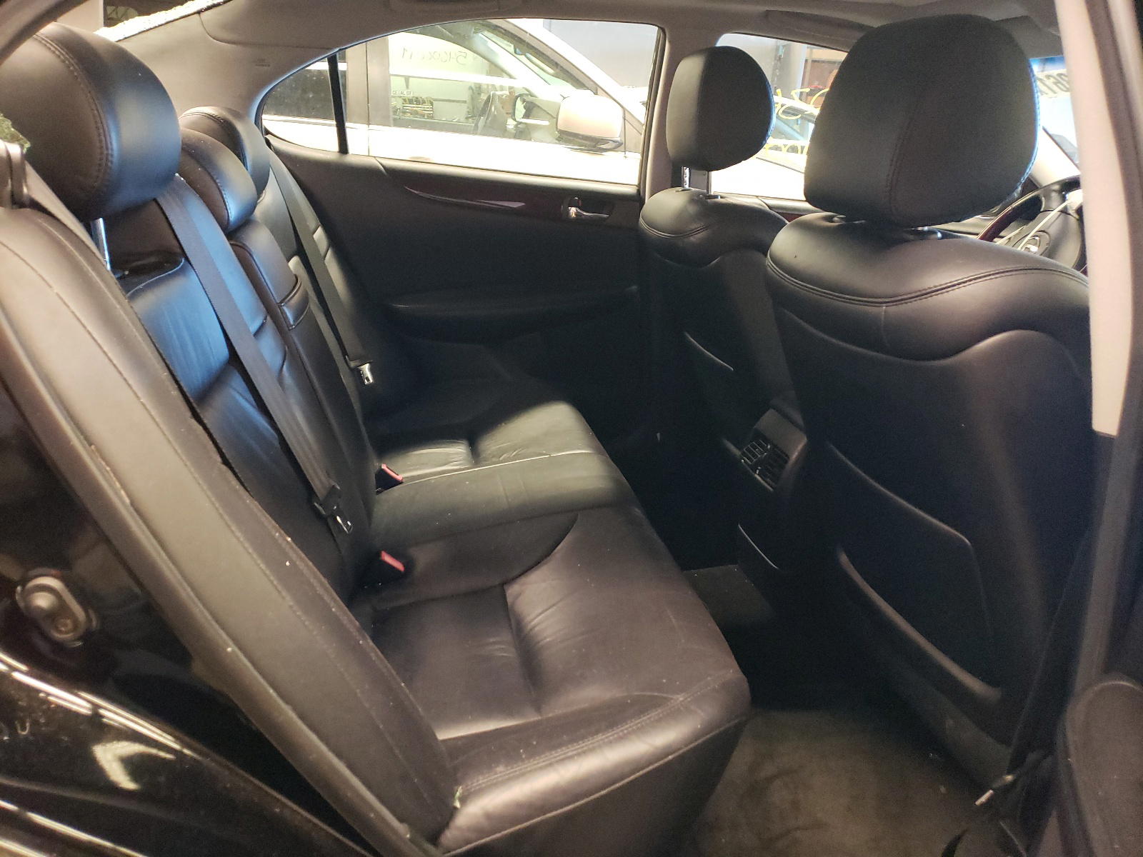 Photo 6 from auction – 2004 LEXUS ES 330 with VIN JTHBA30G145024965