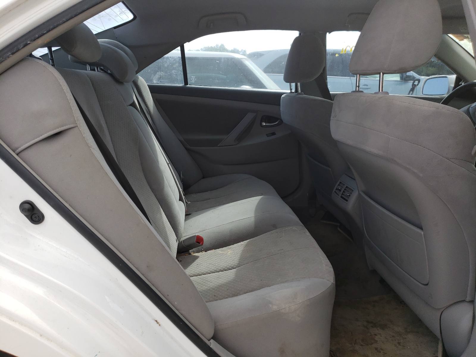 Photo 6 from auction – 2007 TOYOTA CAMRY with VIN JTNBB46K373044128