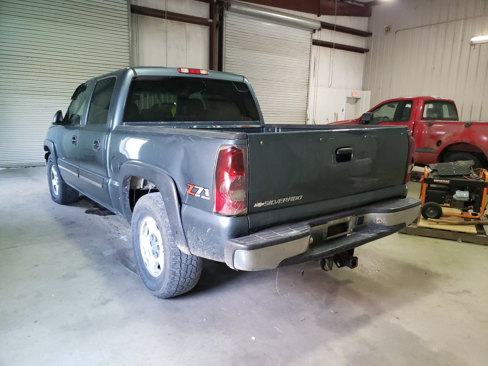 Photo 3 from auction – 2007 CHEVROLET SILVERADO with VIN 2GCEK13Z671110260