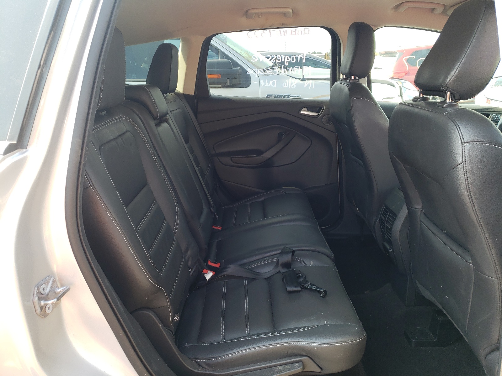 Photo 6 from auction – 2019 FORD ESCAPE TIT with VIN 1FMCU0J97KUA59195
