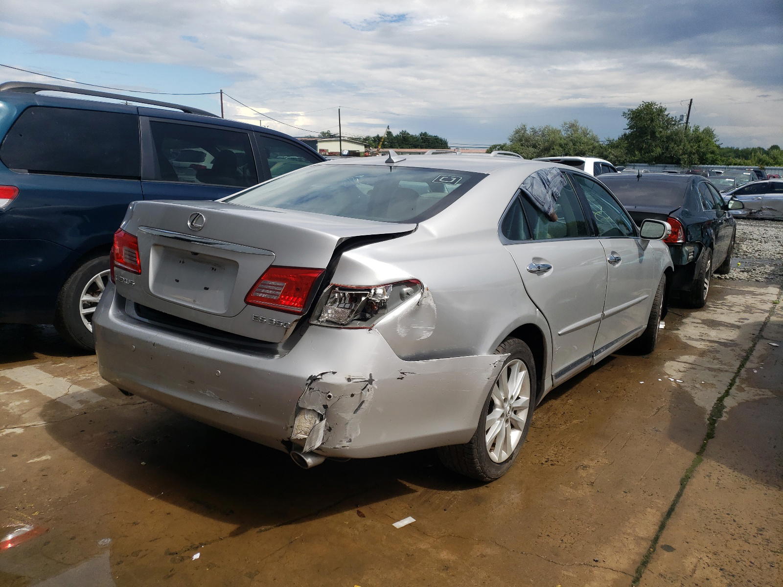 Photo 4 from auction – 2010 LEXUS ES 350 with VIN JTHBK1EG8A2350897