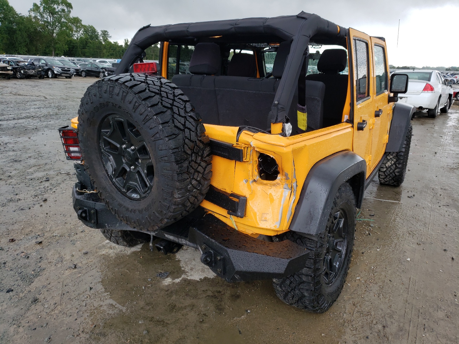 Photo 9 from auction – 2012 JEEP WRANGLER U with VIN 1C4BJWDG3CL129918