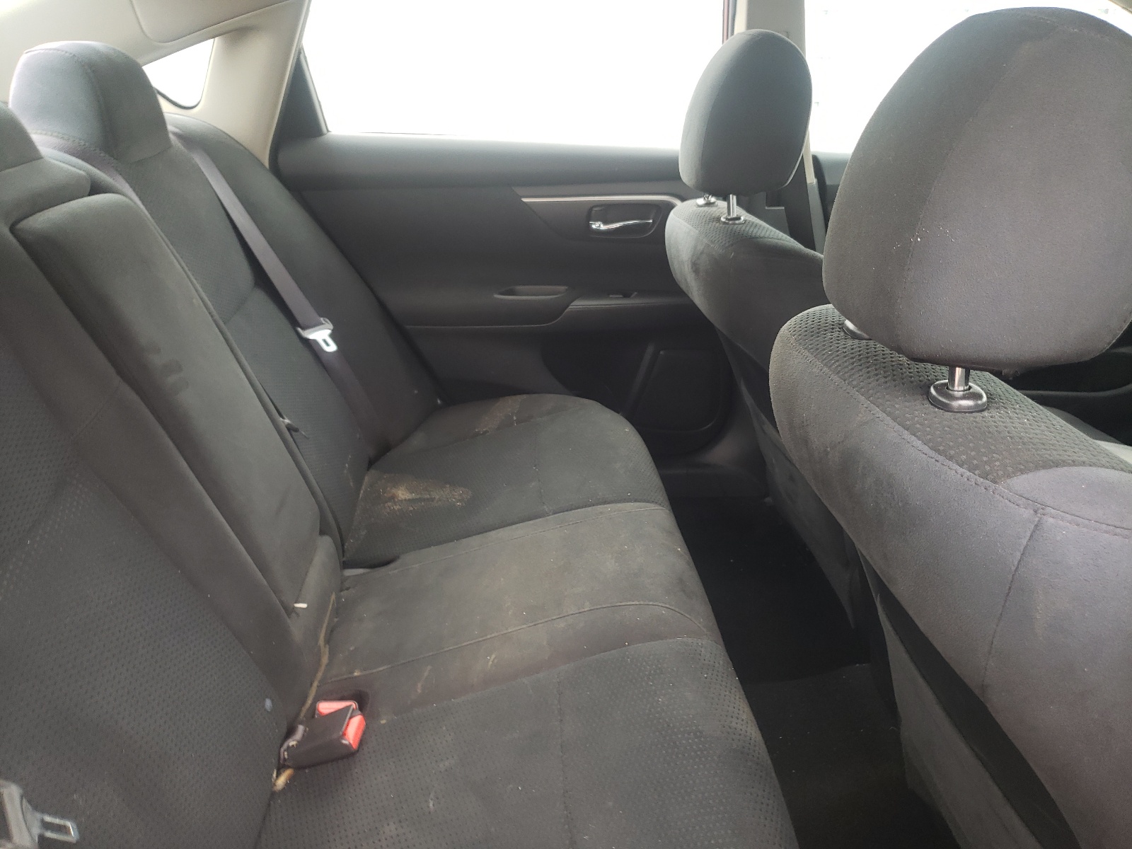 Photo 6 from auction – 2015 NISSAN ALTIMA 2.5 with VIN 1N4AL3AP8FC215440