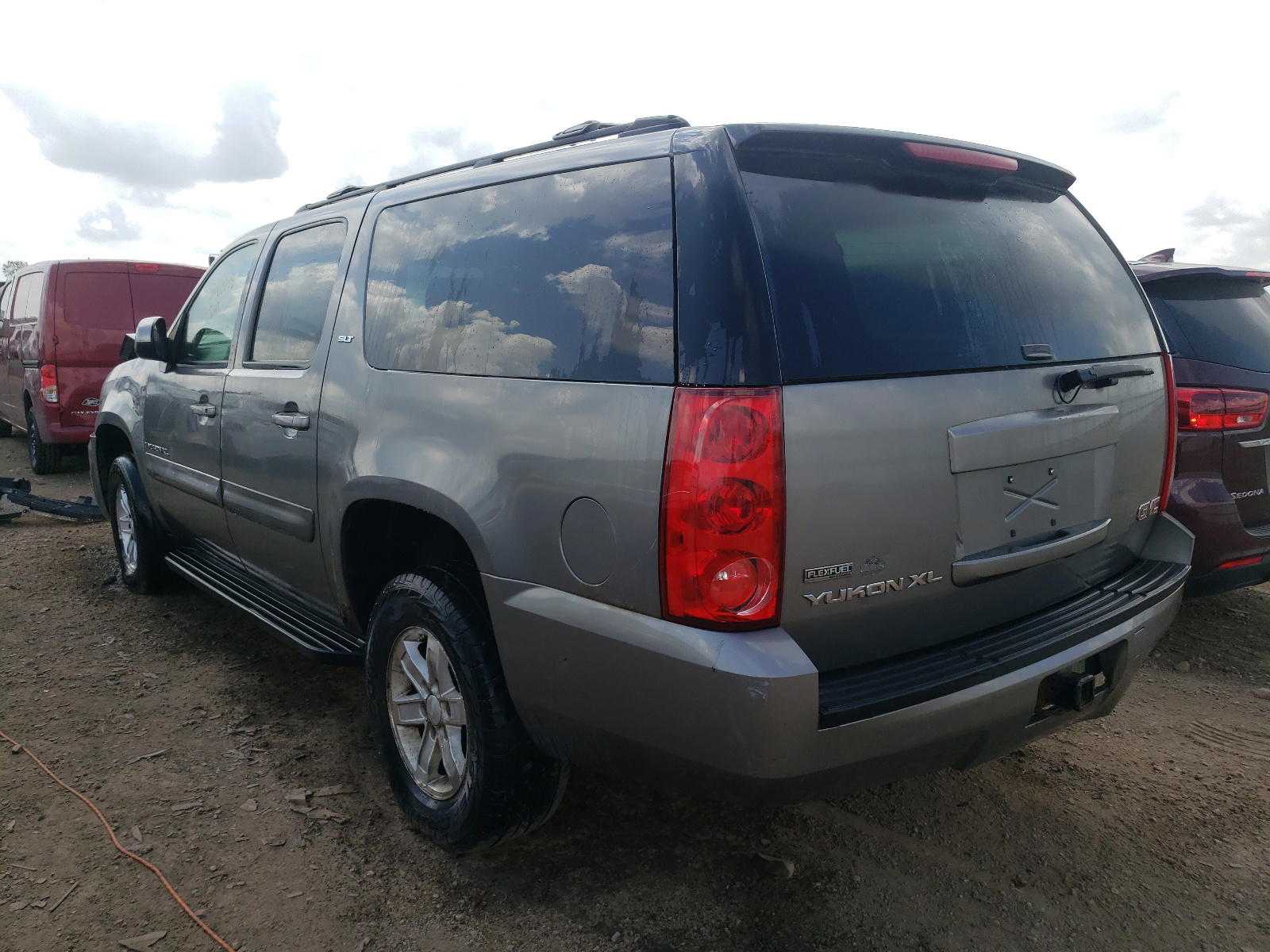 Photo 3 from auction – 2007 GMC YUKON with VIN 1GKFK16387J202072