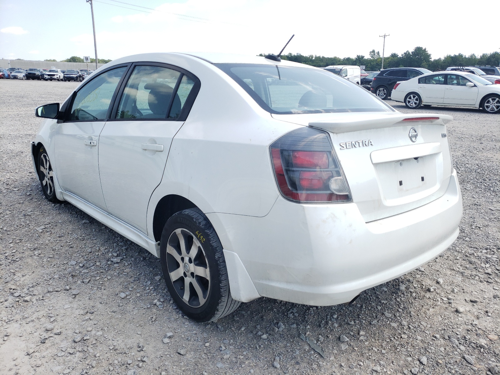 Photo 3 from auction – 2011 NISSAN SENTRA 2.0 with VIN 3N1AB6APXBL724400