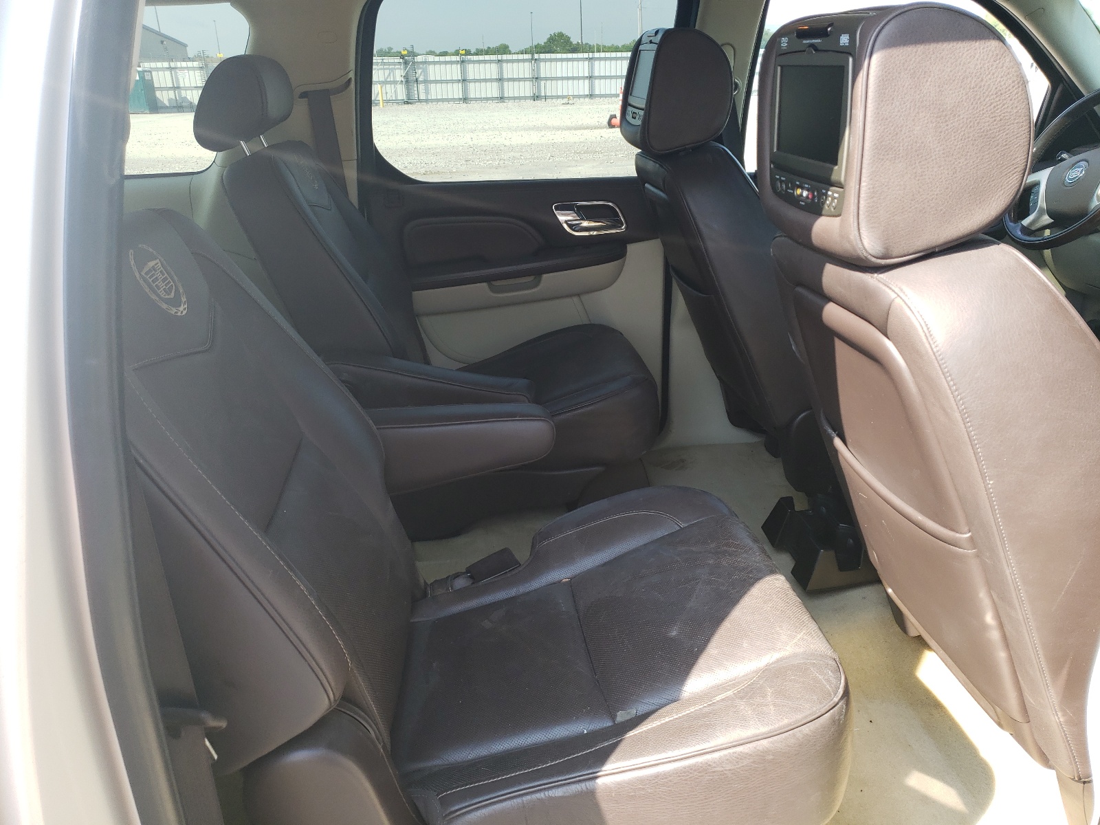 Фото 6 с аукциона – 2009 CADILLAC ESCALADE E с VIN 1GYFK36289R256470