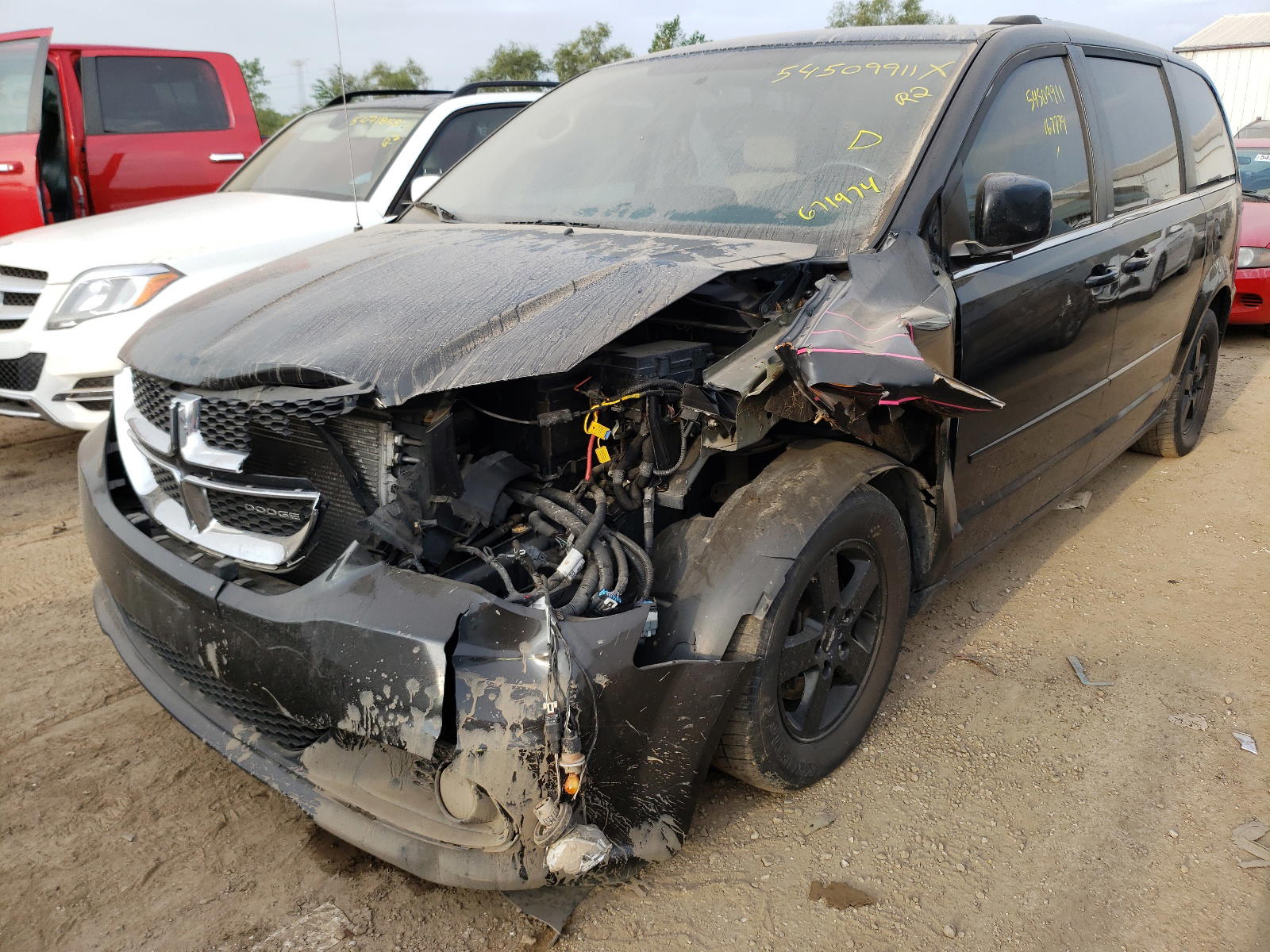 Photo 2 from auction – 2011 DODGE GRAND CARA with VIN 2D4RN5DG8BR671974