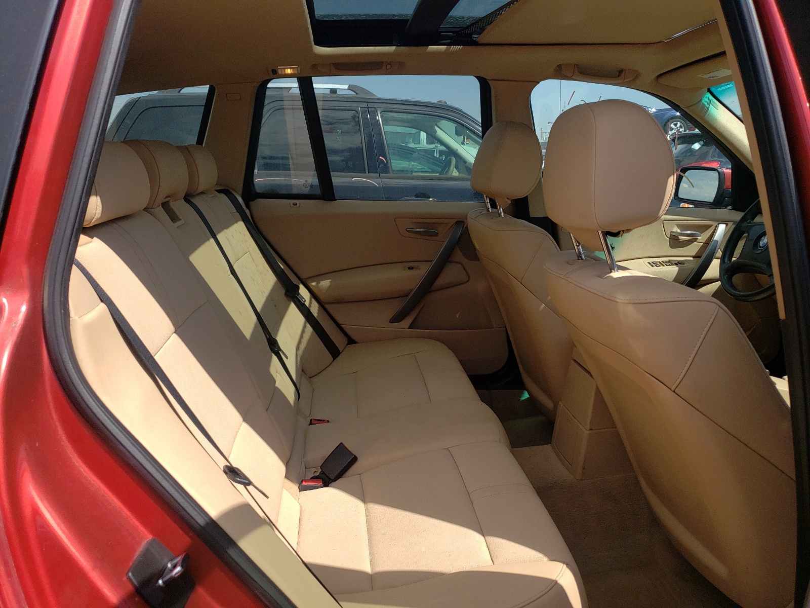 Photo 6 from auction – 2005 BMW X3 2.5I with VIN WBXPA73435WC48790
