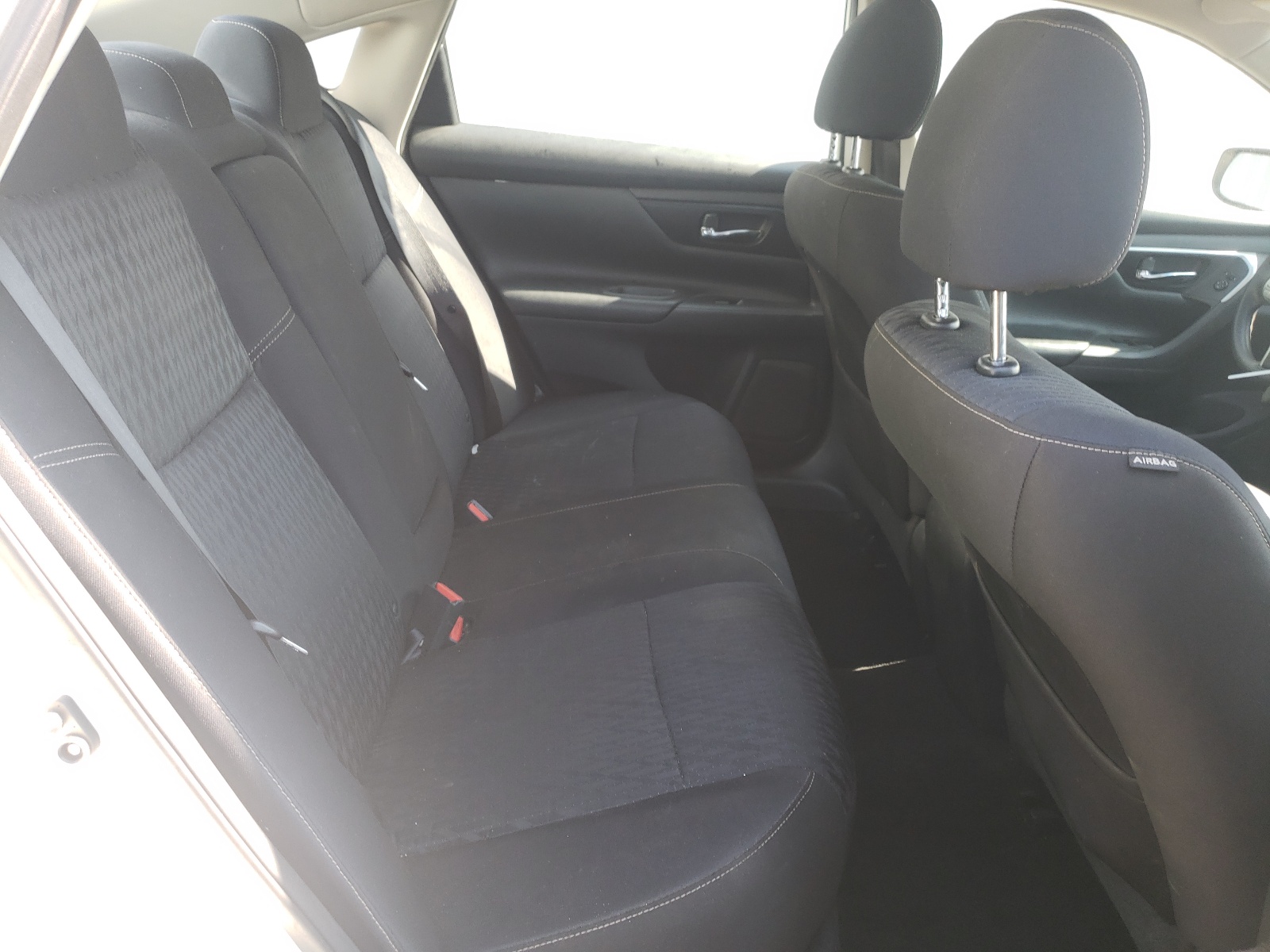 Photo 6 from auction – 2017 NISSAN ALTIMA 2.5 with VIN 1N4AL3AP5HC221151
