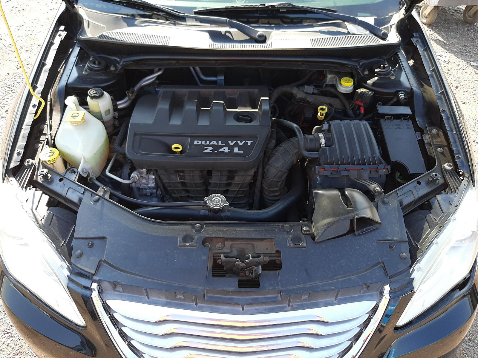 Photo 7 from auction – 2013 CHRYSLER 200 LX with VIN 1C3CCBAB9DN688674