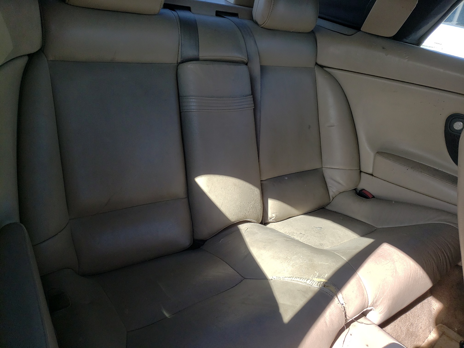 Photo 6 from auction – 2000 VOLVO C70 TURBO with VIN YV1NC56D3YJ010879