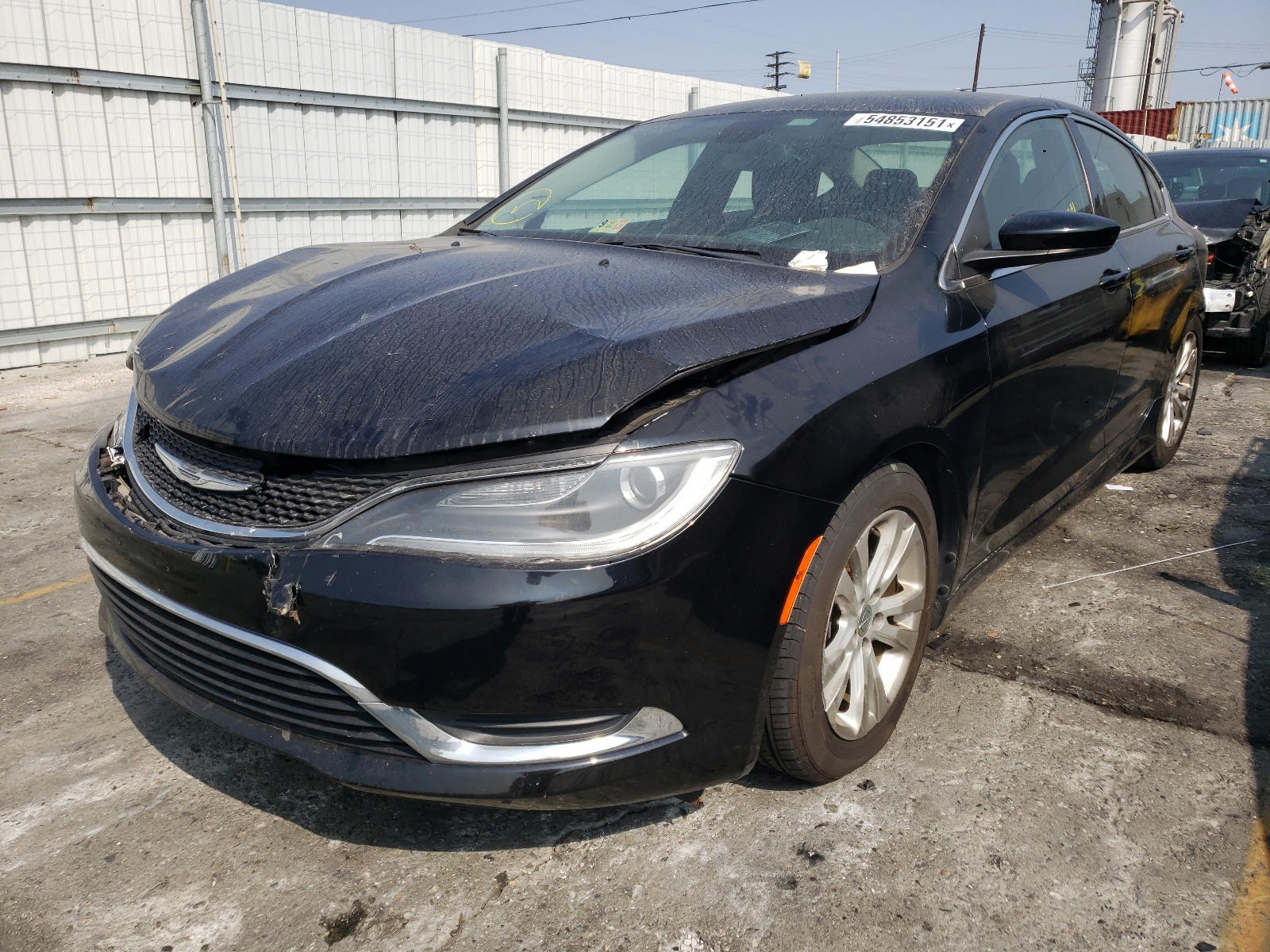 Photo 2 from auction – 2015 CHRYSLER 200 LIMITE with VIN 1C3CCCAB1FN598766