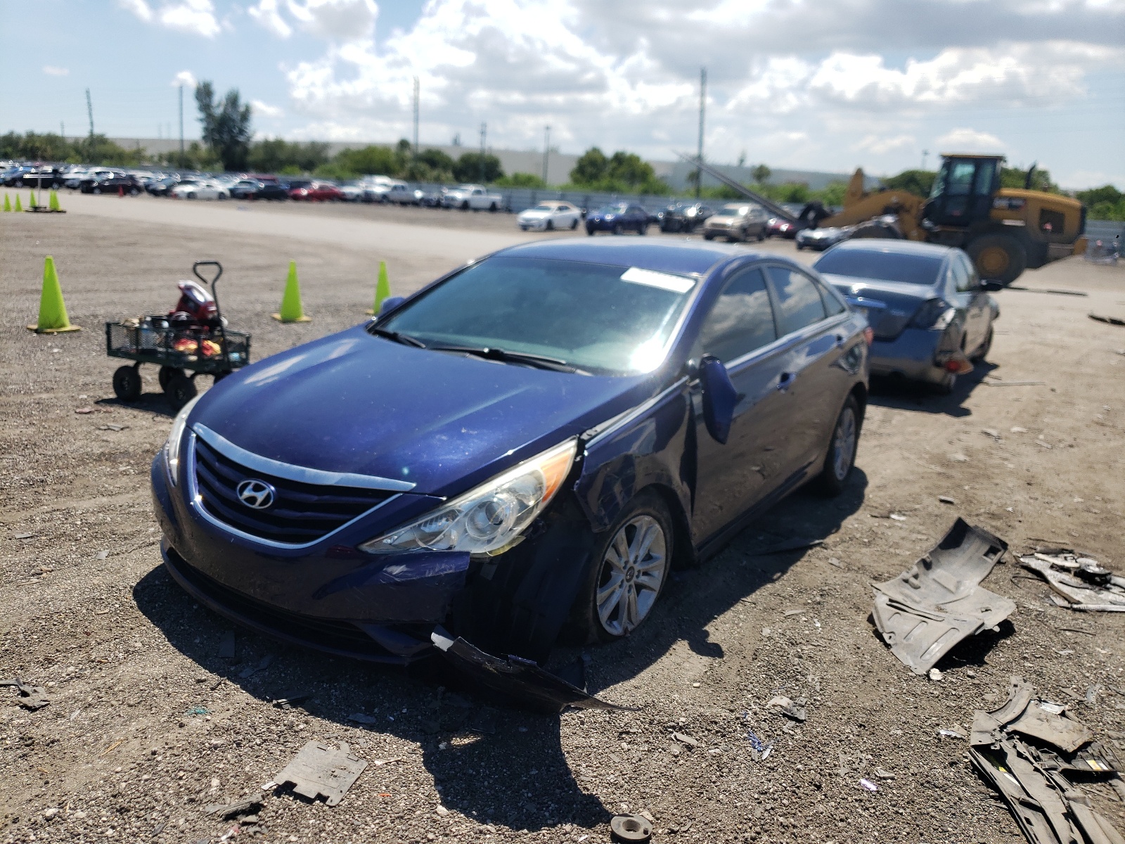 Photo 2 from auction – 2013 HYUNDAI SONATA GLS with VIN 5NPEB4ACXDH803701