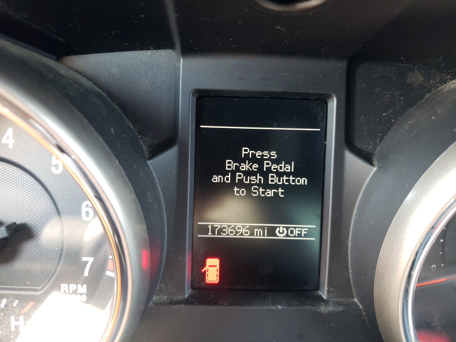 Photo 8 from auction – 2012 JEEP GRAND CHER with VIN 1C4RJEAG0CC150903