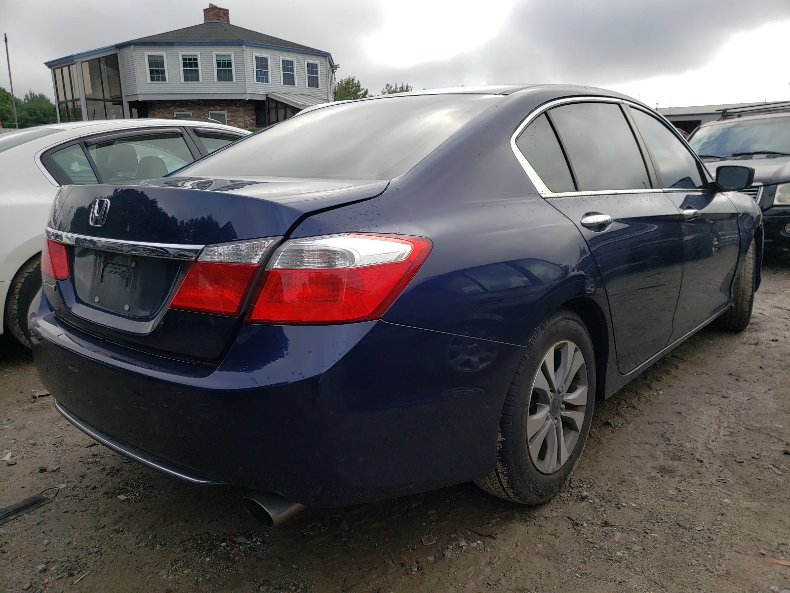 Photo 4 from auction – 2014 HONDA ACCORD LX with VIN 1HGCR2F3XEA290993