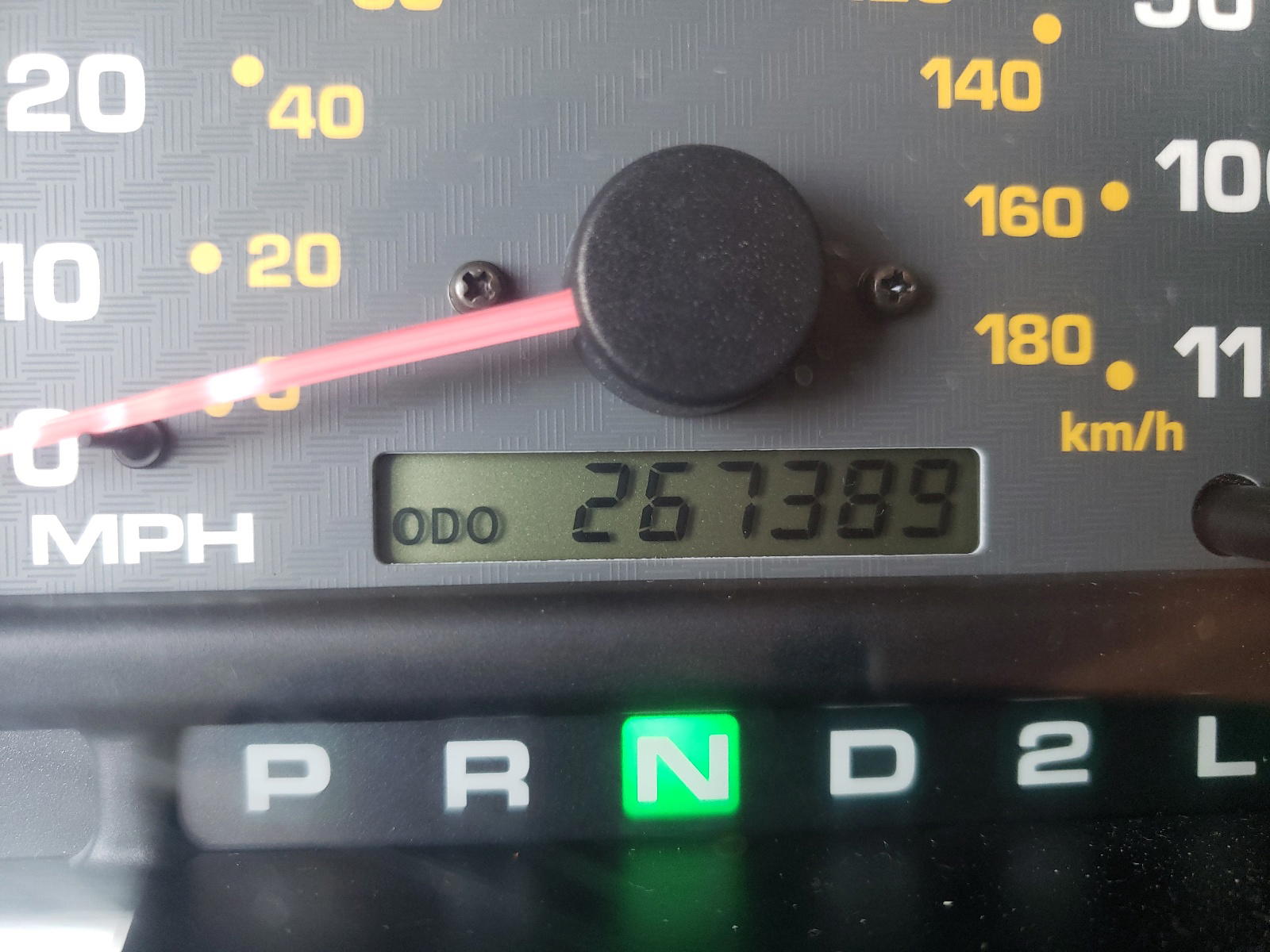 Photo 8 from auction – 2002 TOYOTA 4RUNNER SR with VIN JT3GN86R220257186