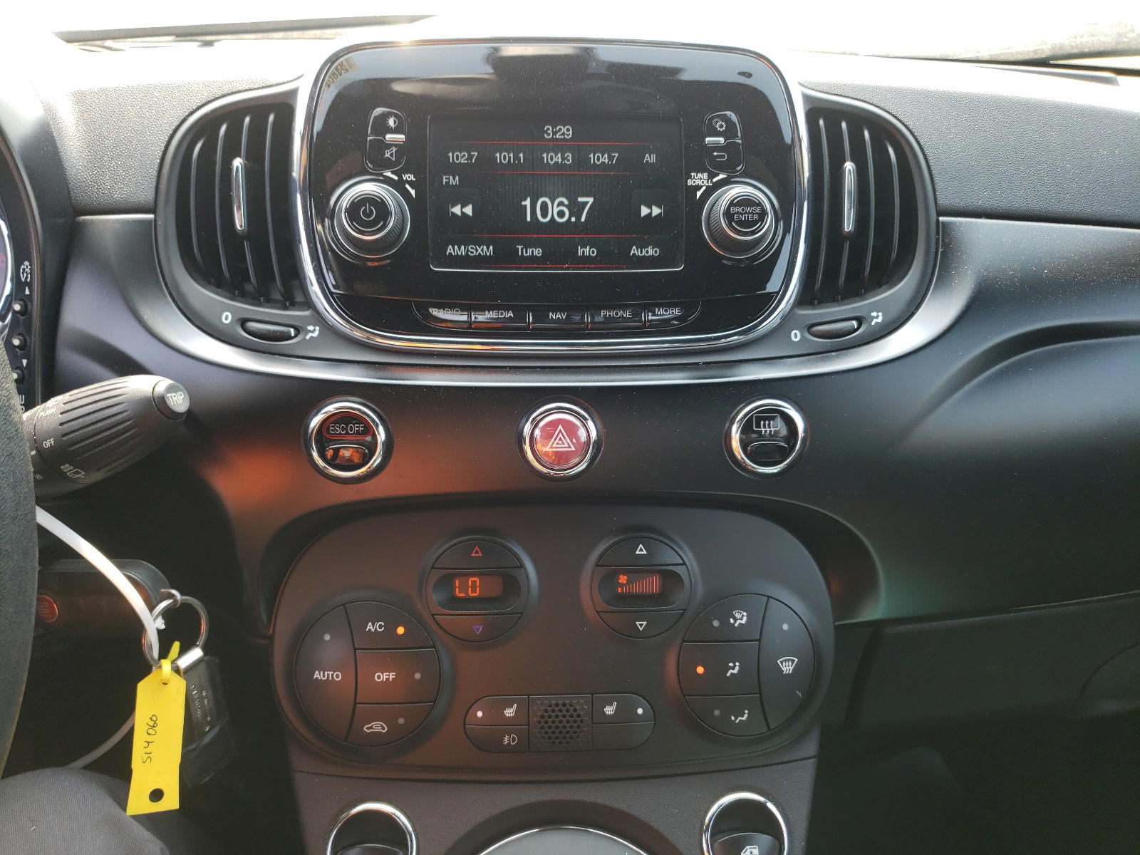 Photo 9 from auction – 2017 FIAT 500 ELECTR with VIN 3C3CFFGE7HT514060