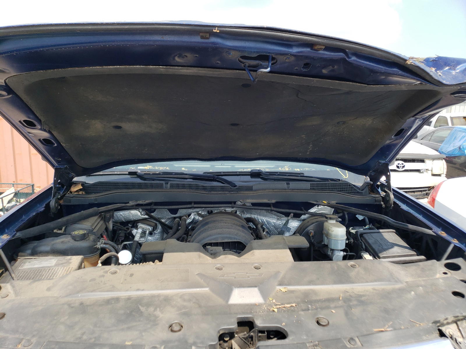 Photo 7 from auction – 2014 CHEVROLET SILVERADO with VIN 3GCUKREC3EG195601